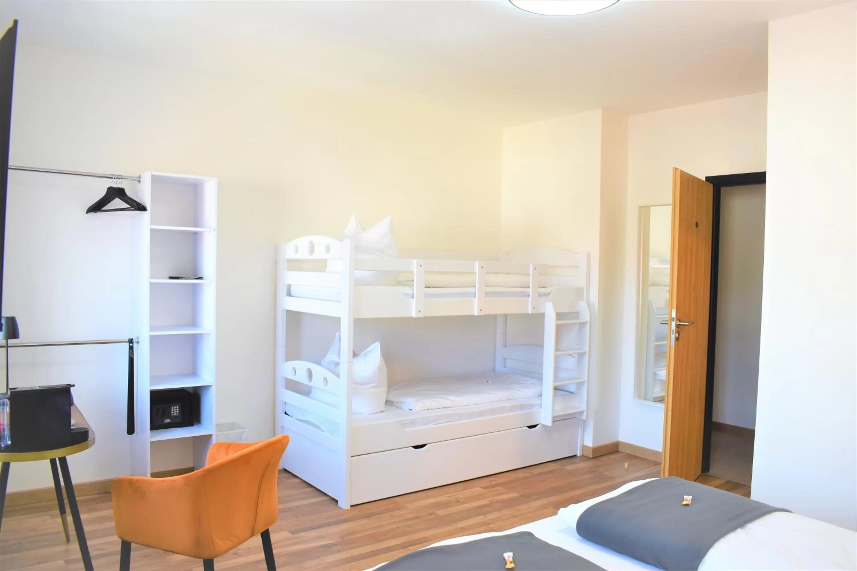 Coffee/tea facilities, Bed in Black Forest Hotel Kappel-Grafenhausen