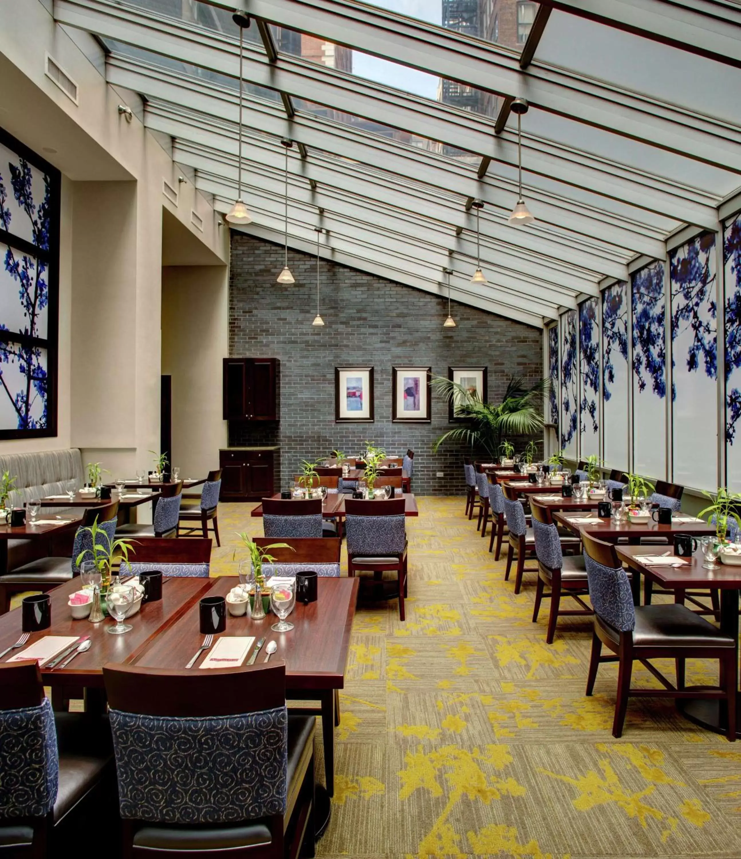 Dining area, Restaurant/Places to Eat in Hilton Garden Inn New York/Manhattan-Chelsea