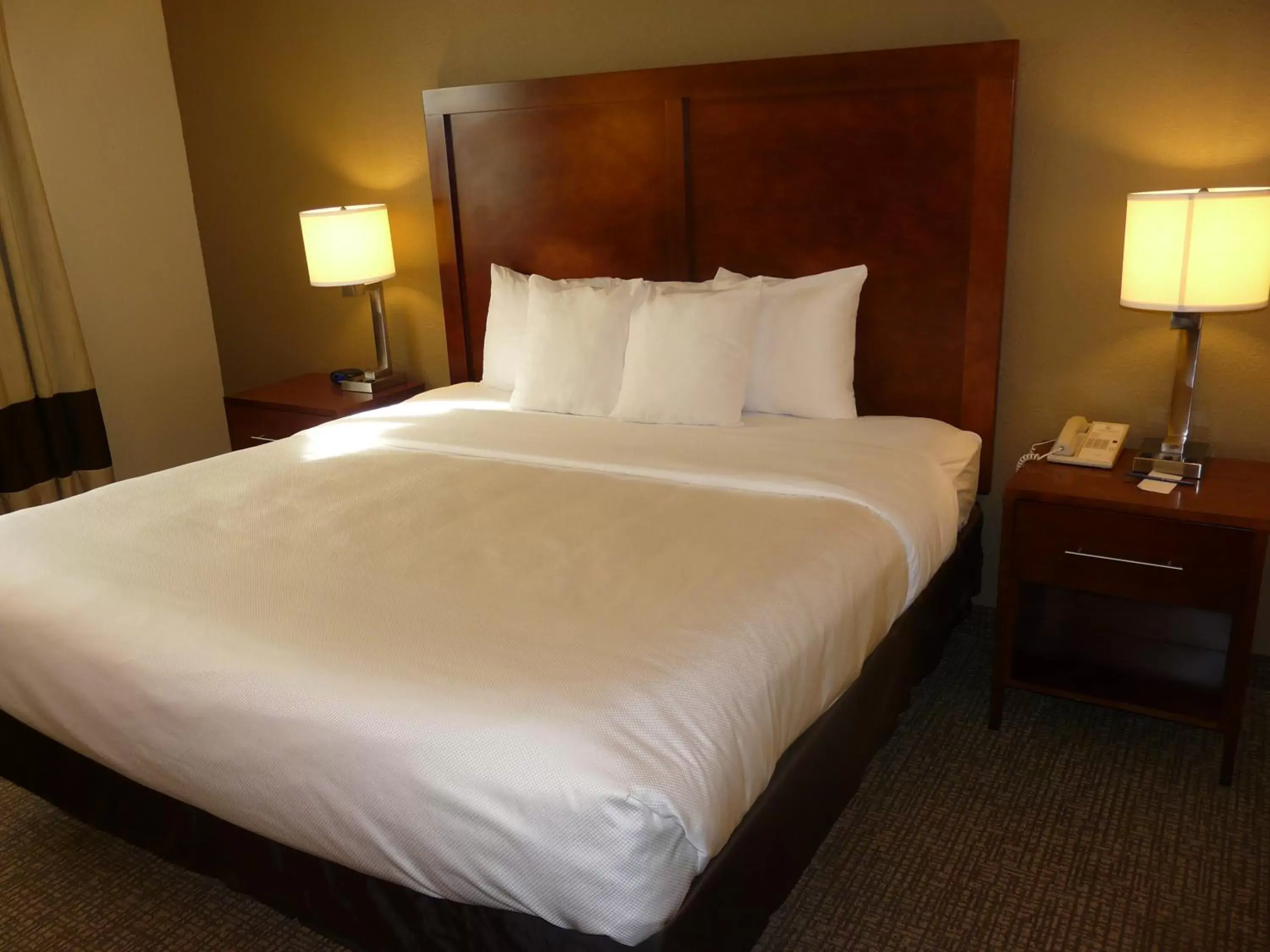 Bed in Comfort Inn Fort Myers Northeast