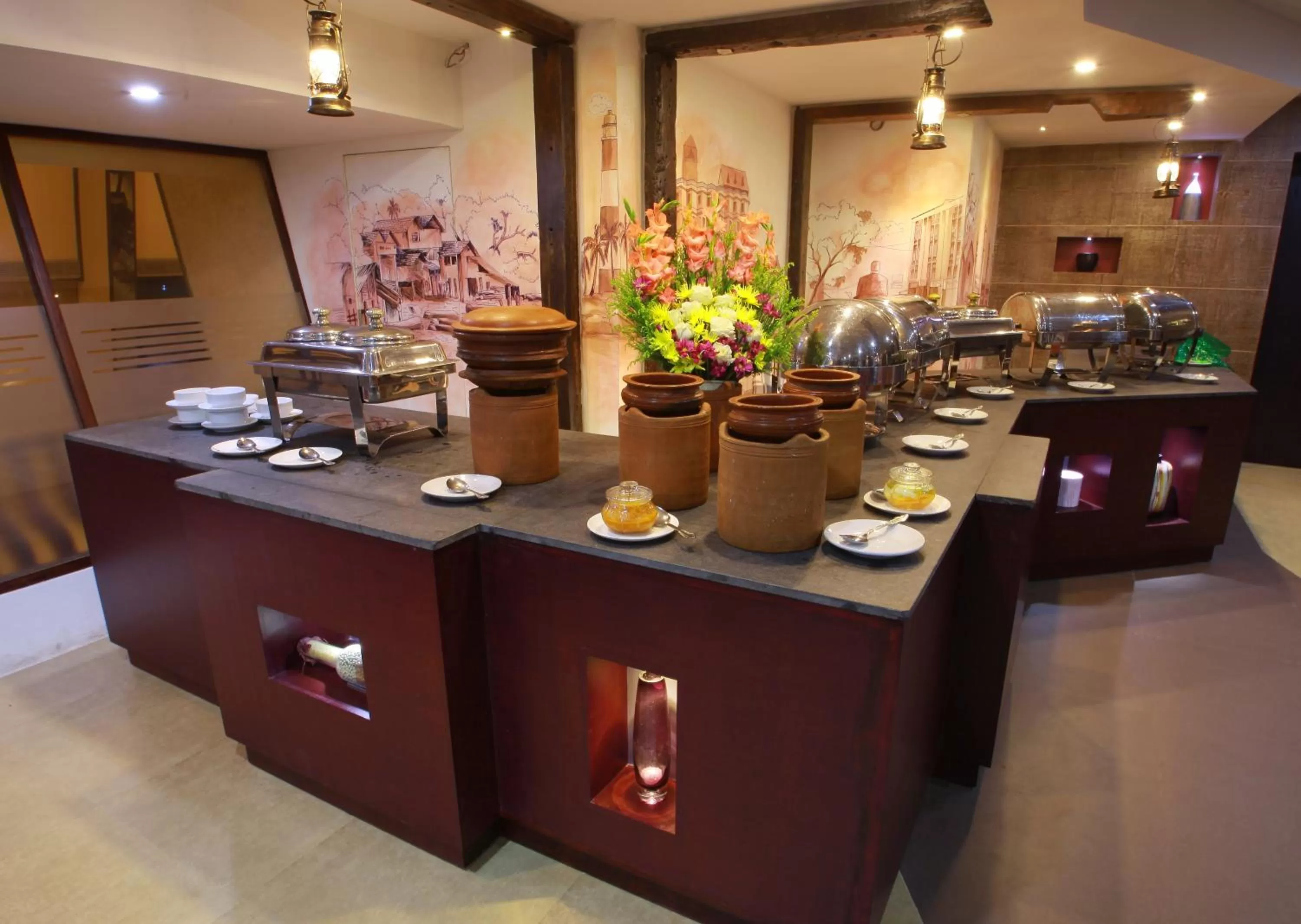 Restaurant/places to eat in Manuelsons Malabar Palace