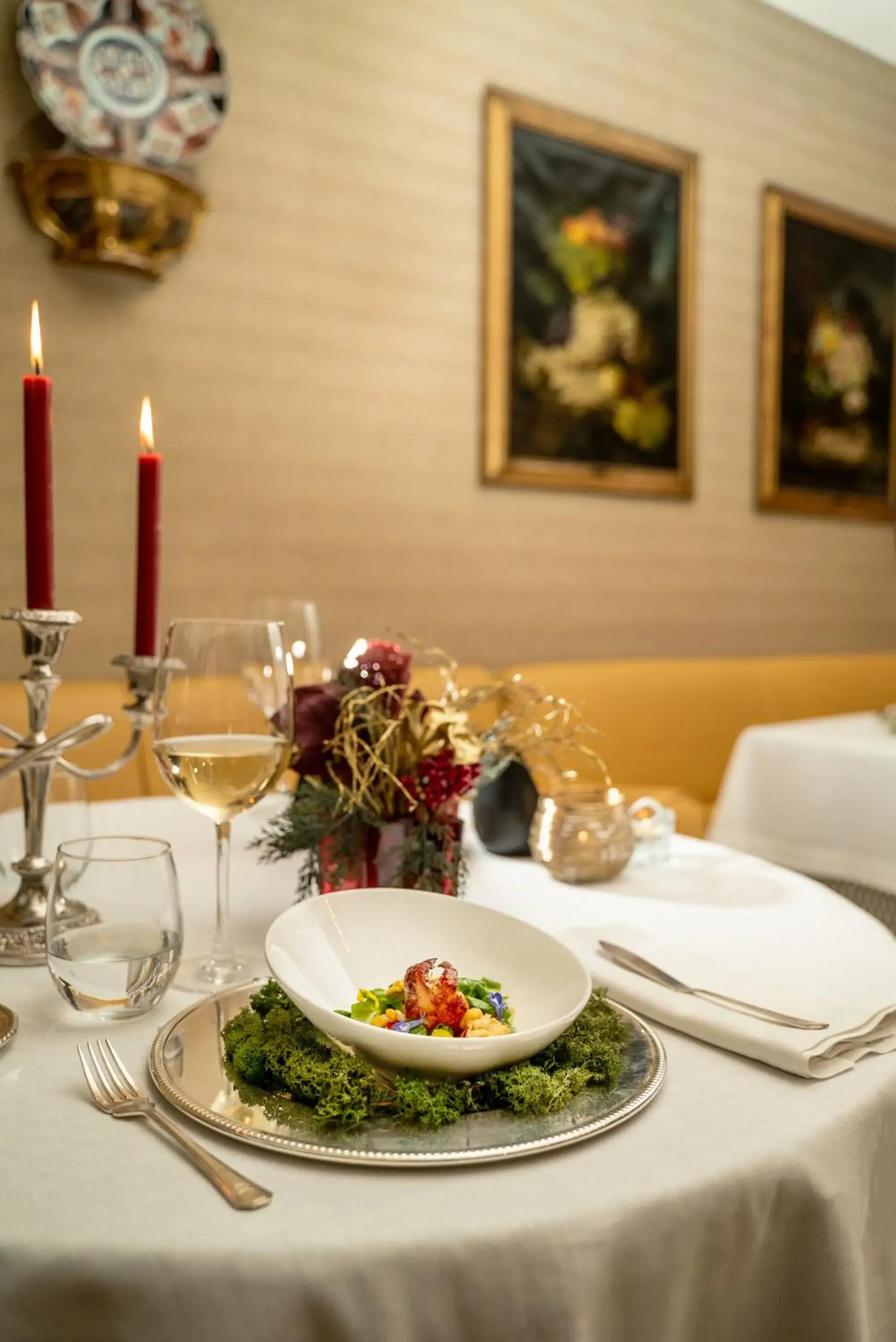 Food, Restaurant/Places to Eat in Relais & Châteaux Hotel Orfila