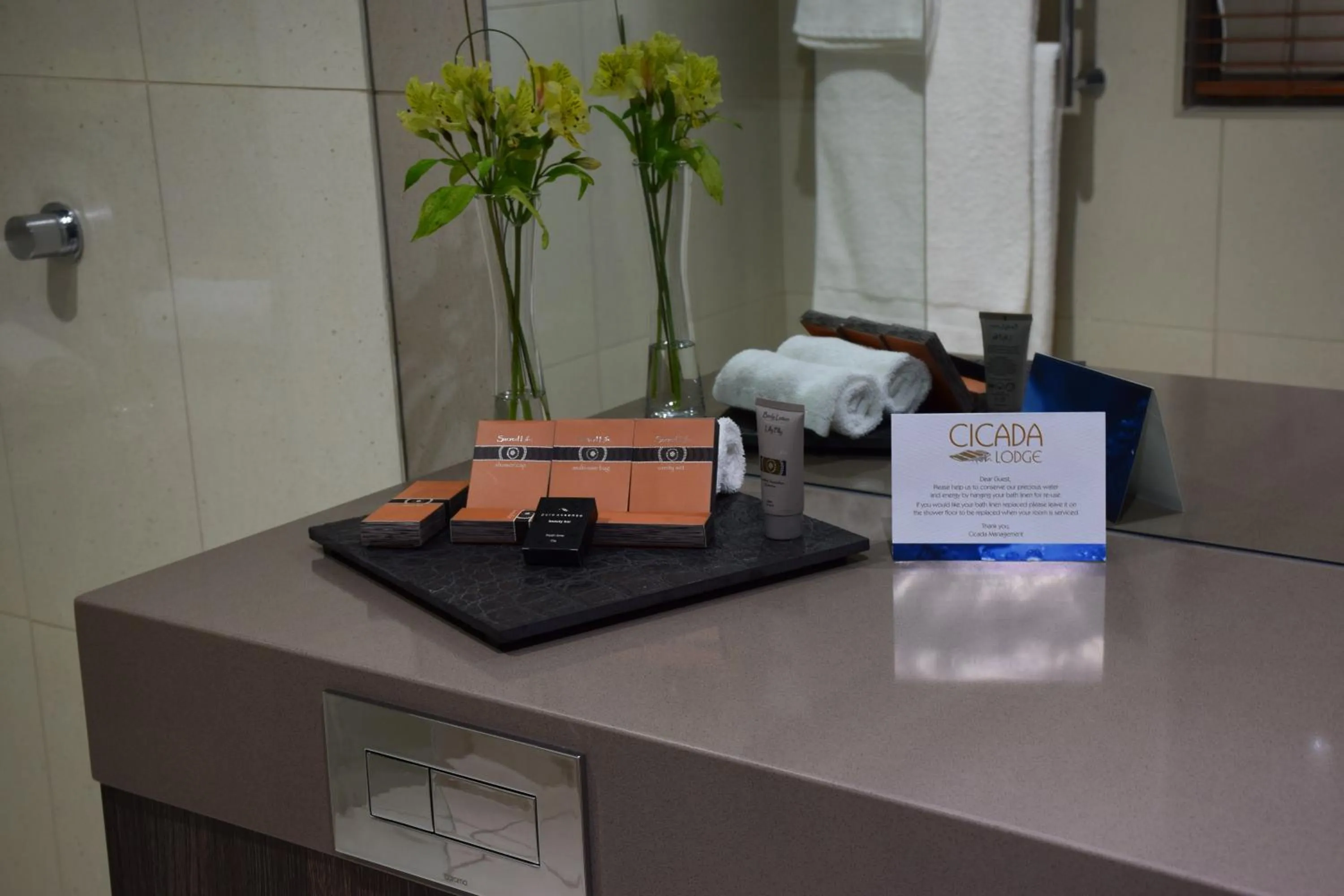 Decorative detail in Cicada Lodge