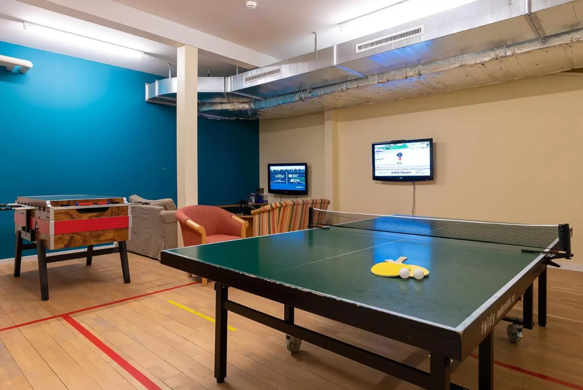 Game Room, Table Tennis in Sunstar Hotel & SPA Davos