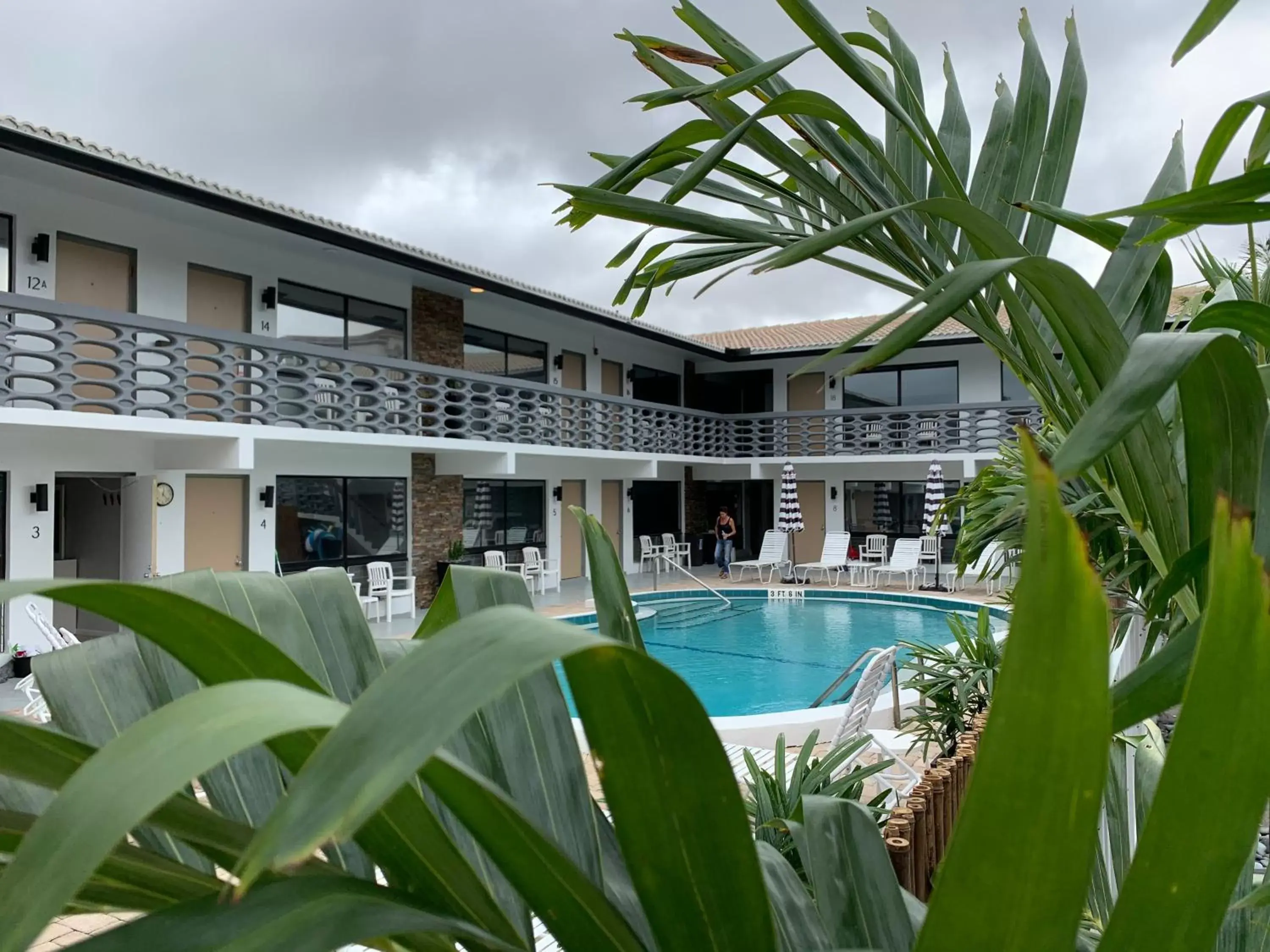 Swimming Pool in Ocean Villas of Deerfield