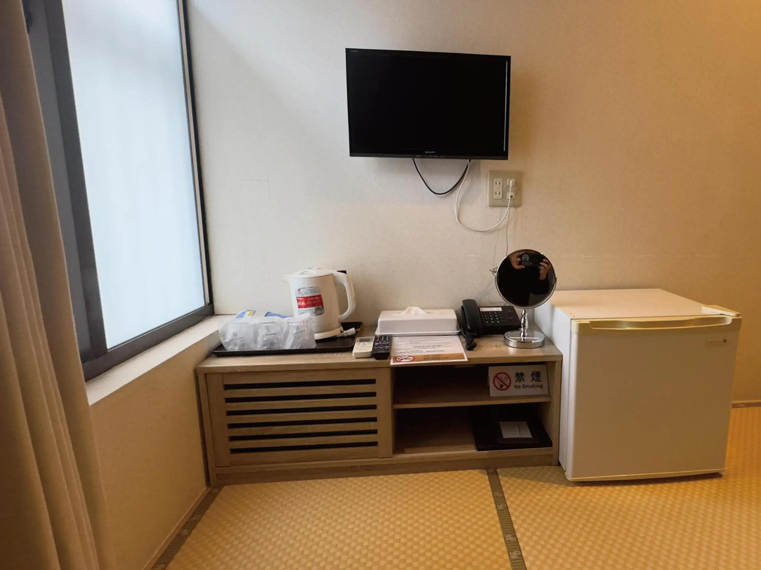 TV and multimedia, TV/Entertainment Center in Victoria Hotel Naha