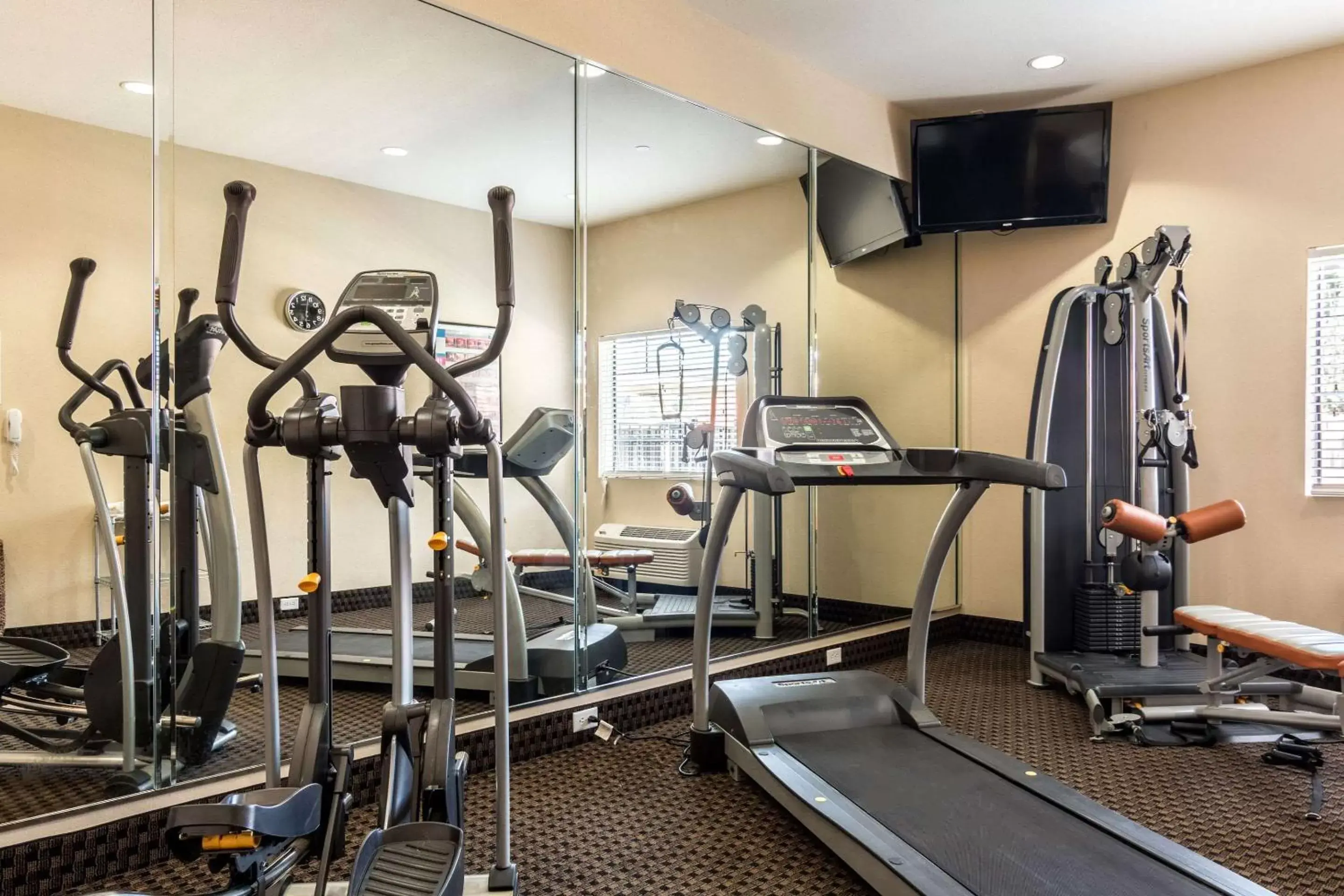 Fitness centre/facilities, Fitness Center/Facilities in Comfort Inn & Suites Mansfield