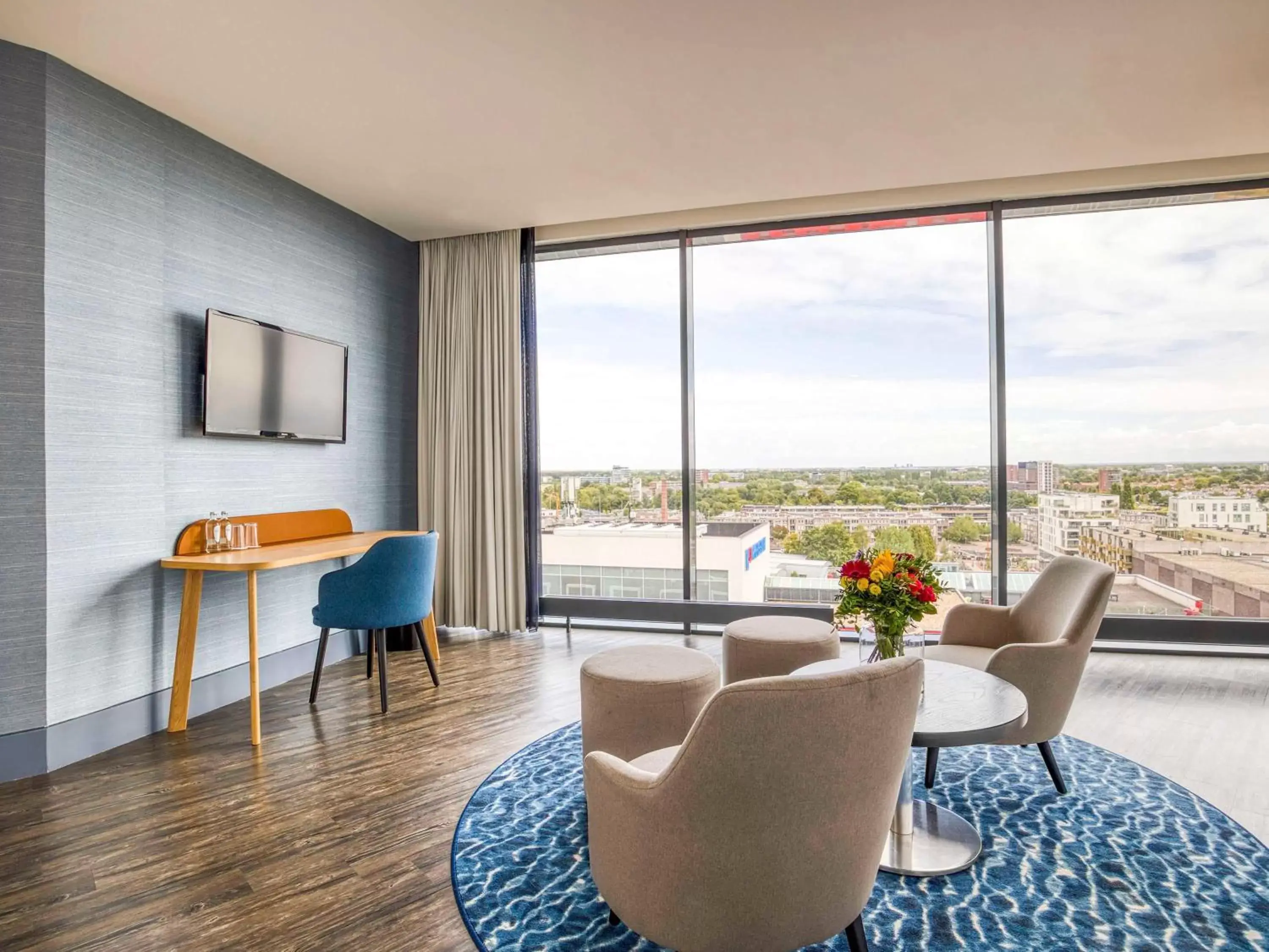 Bedroom, Seating Area in Mercure Hotel Amersfoort Centre