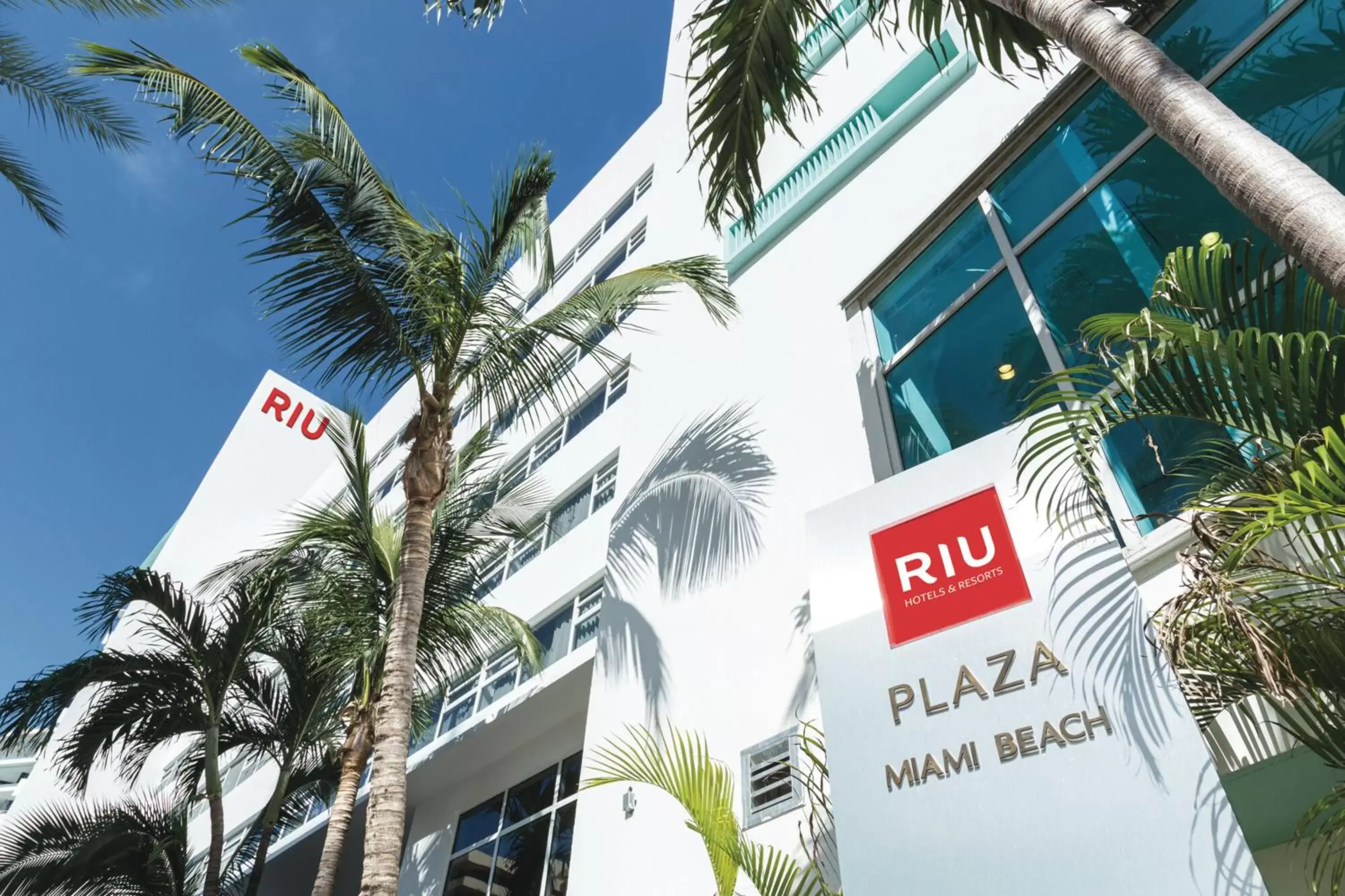 Facade/entrance, Property Logo/Sign in Riu Plaza Miami Beach