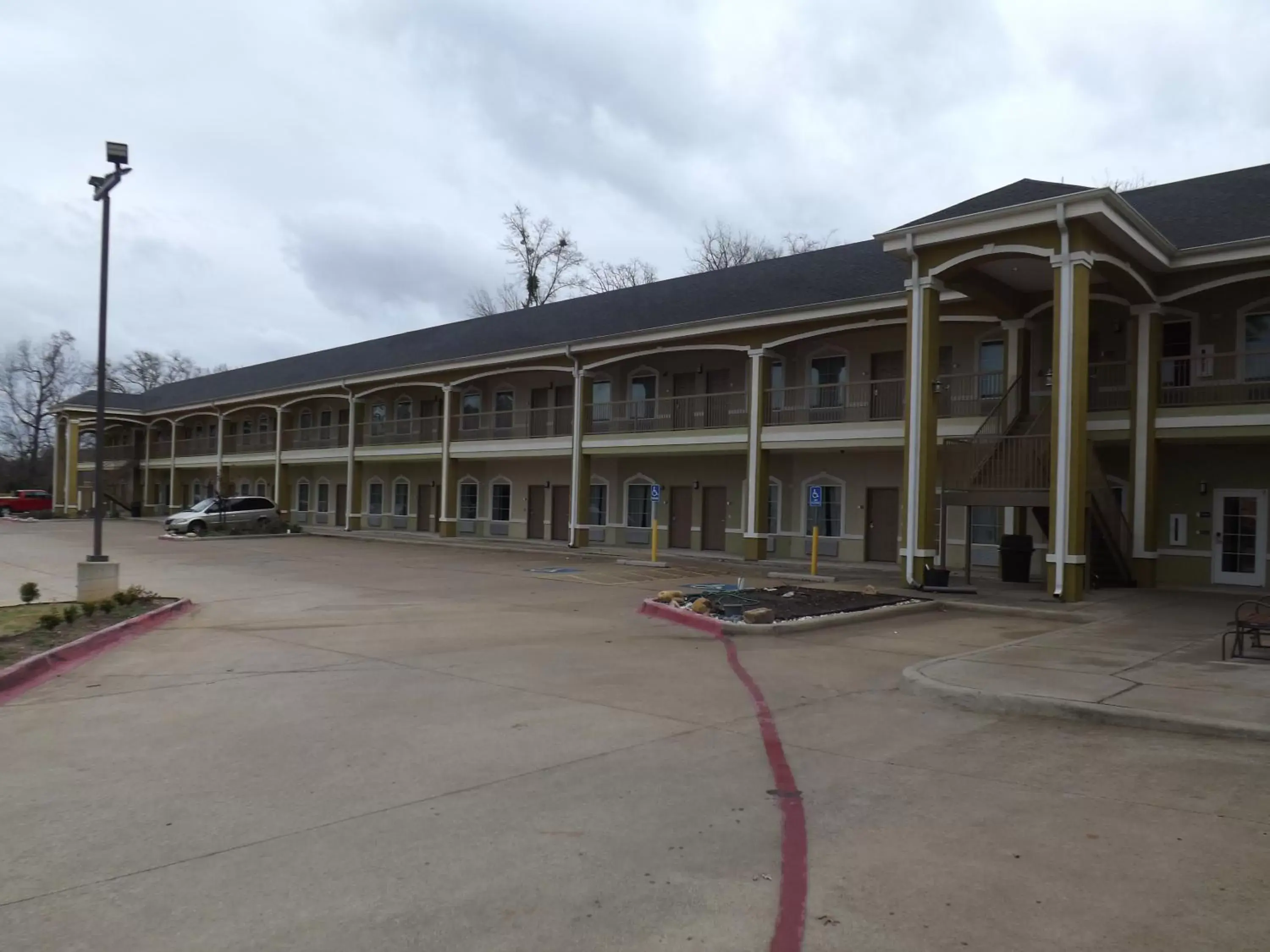 Property building in SSunriser Inn Property building in SSunriser Inn