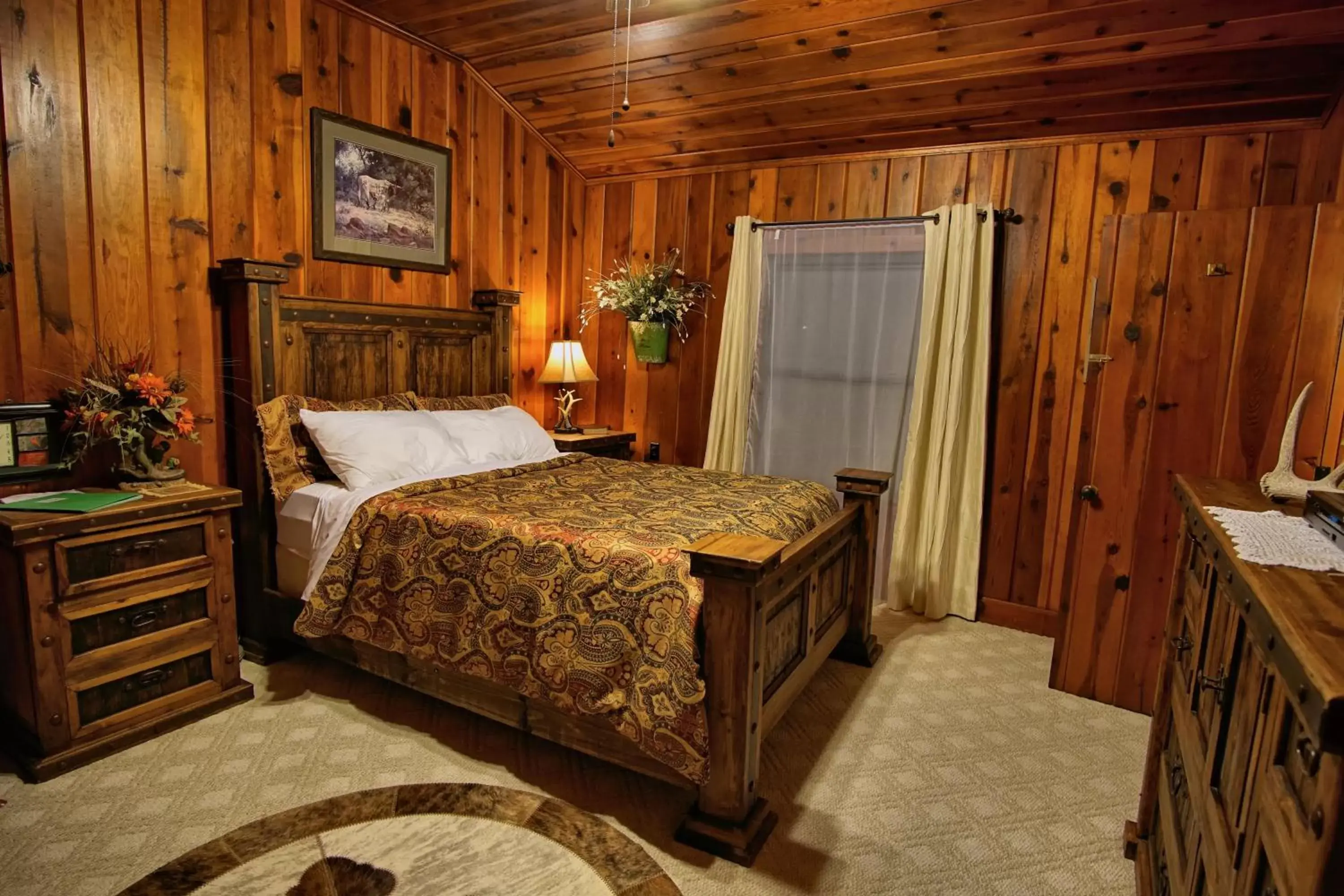 Queen Room in Live Oak B&B Queen Room in Live Oak B&B