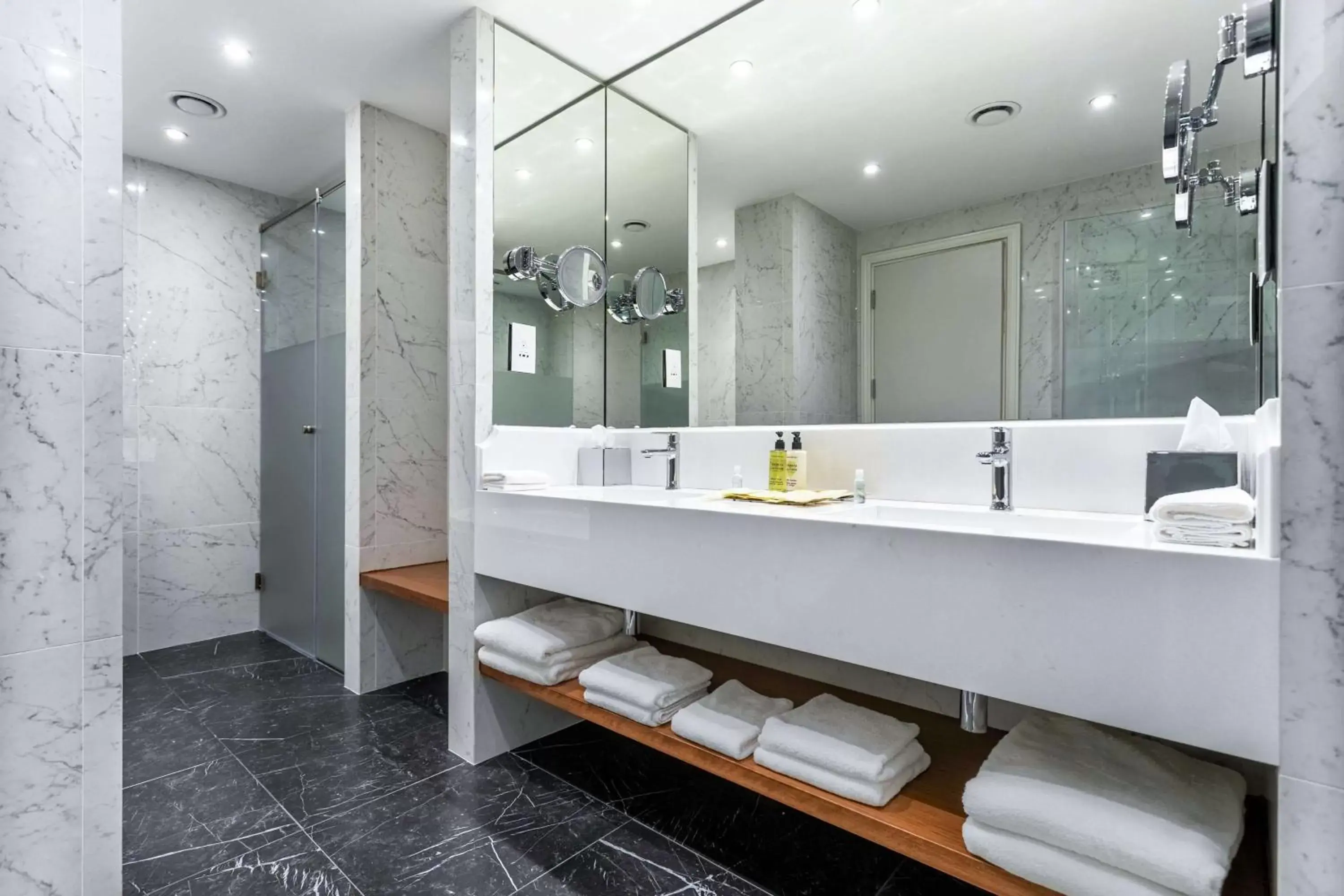 Bathroom in Hilton Nicosia Bathroom in Hilton Nicosia