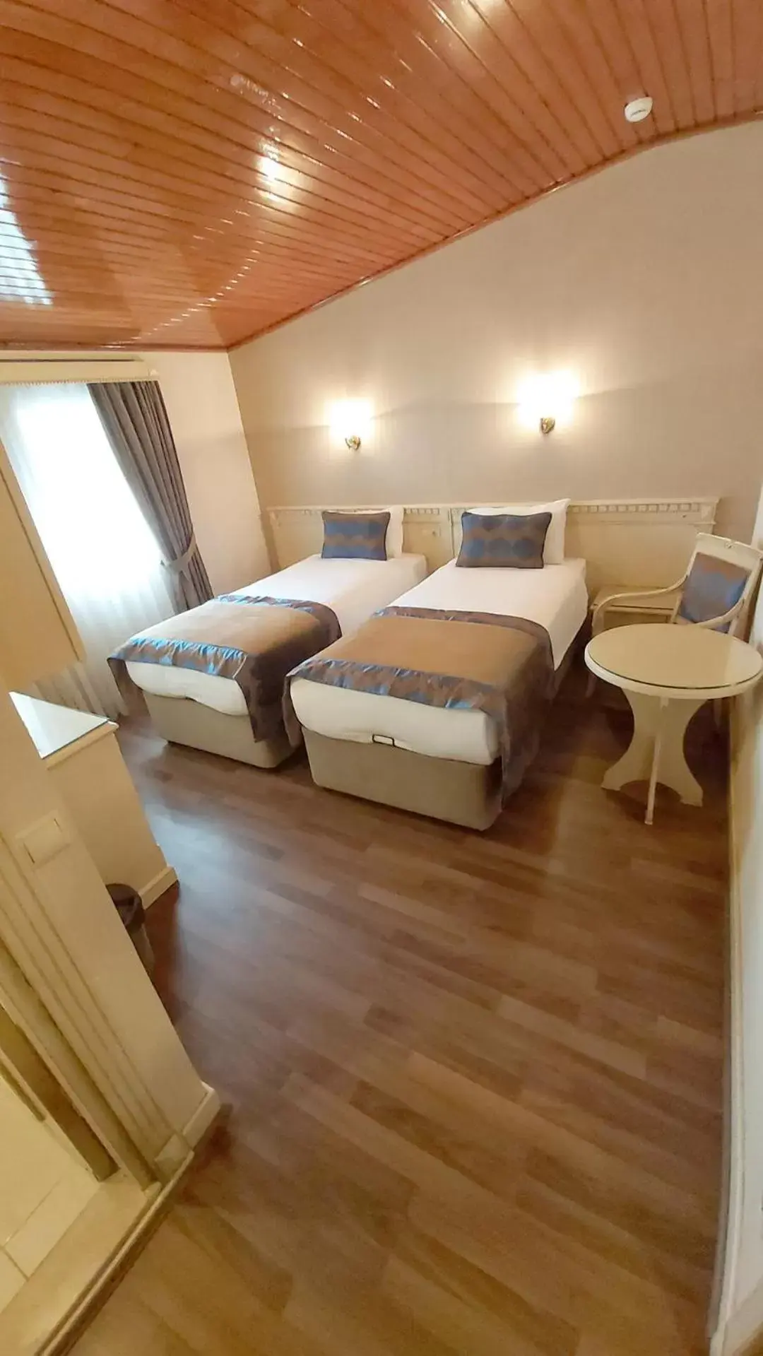 Bed in Sarnic Hotel & Sarnic Premier Hotel(Ottoman Mansion)