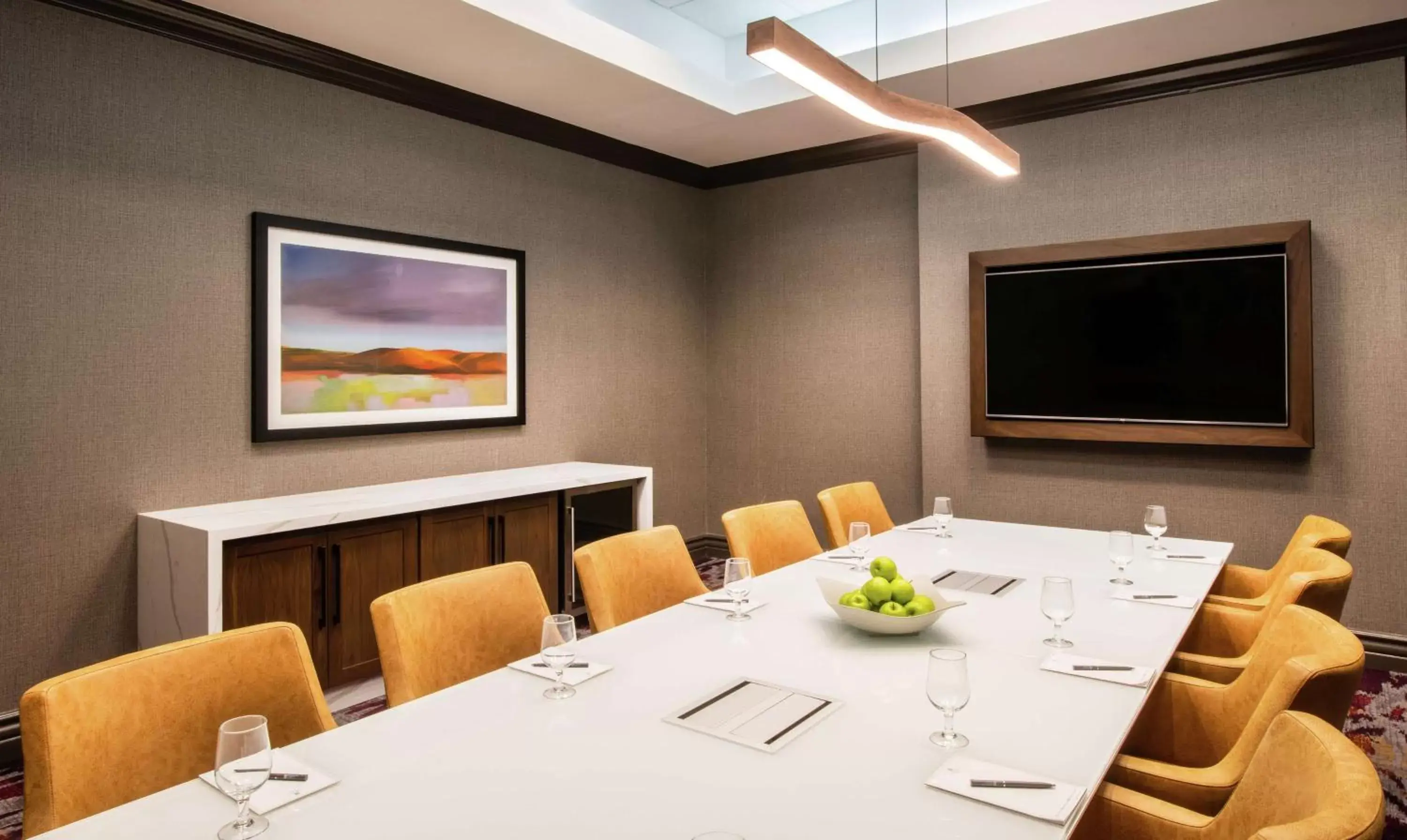 Meeting/conference room in Embassy Suites by Hilton Walnut Creek