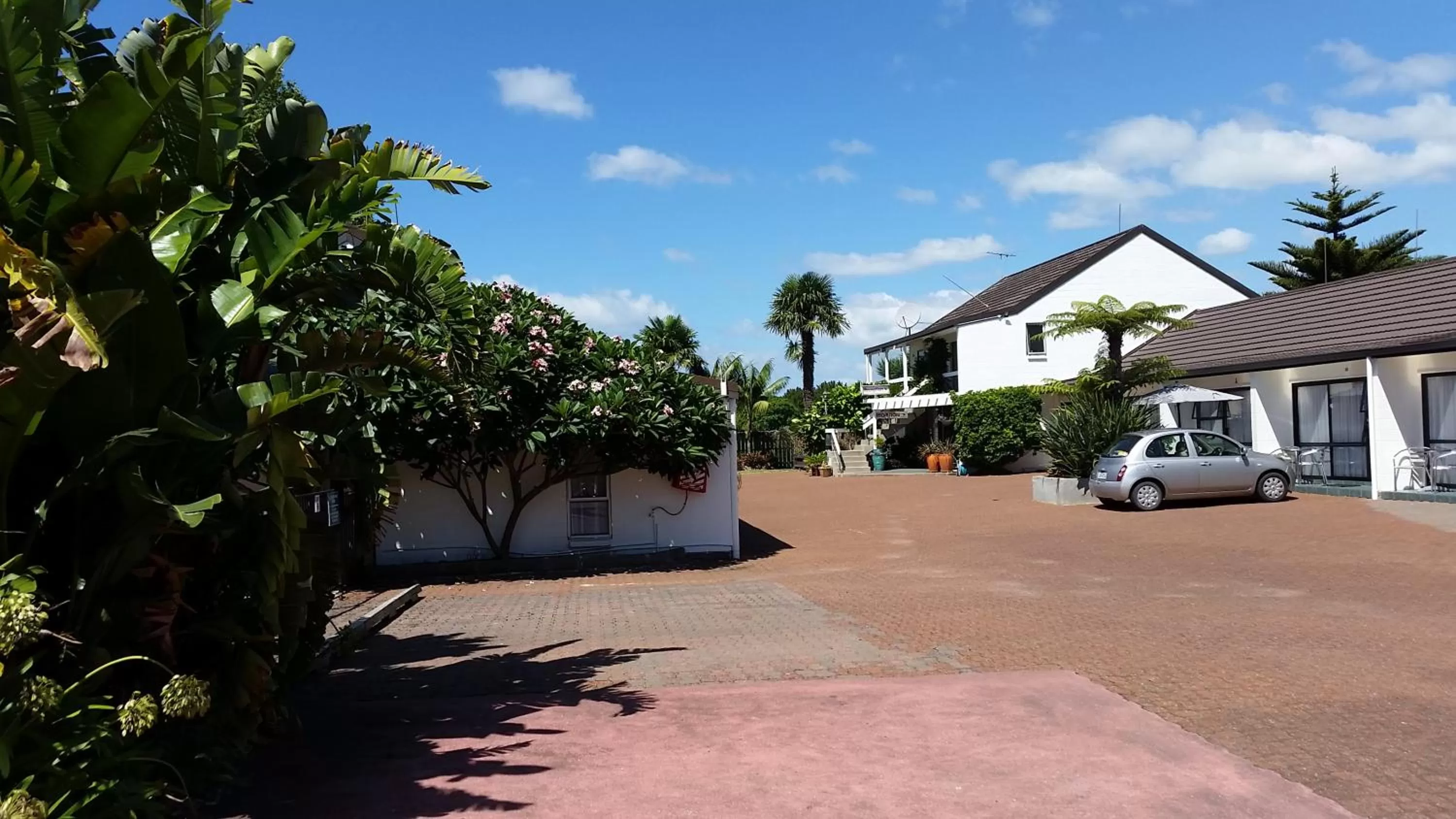 Property building in Kerikeri Court Motel