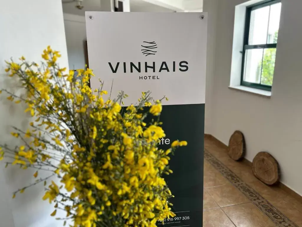 Property Logo/Sign in Vinhais Hotel