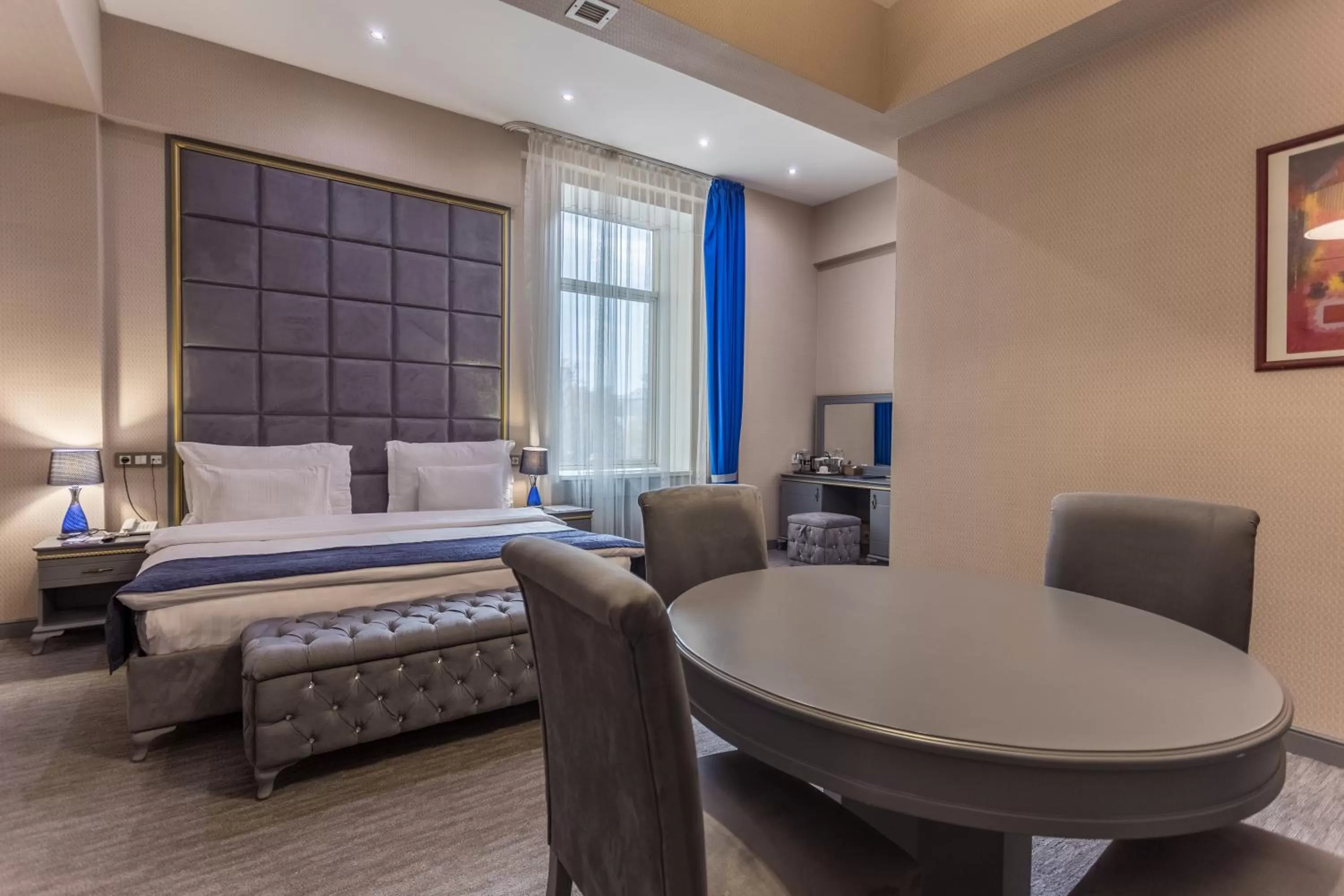 Photo of the whole room, Bed in Grand Sapphire Hotel