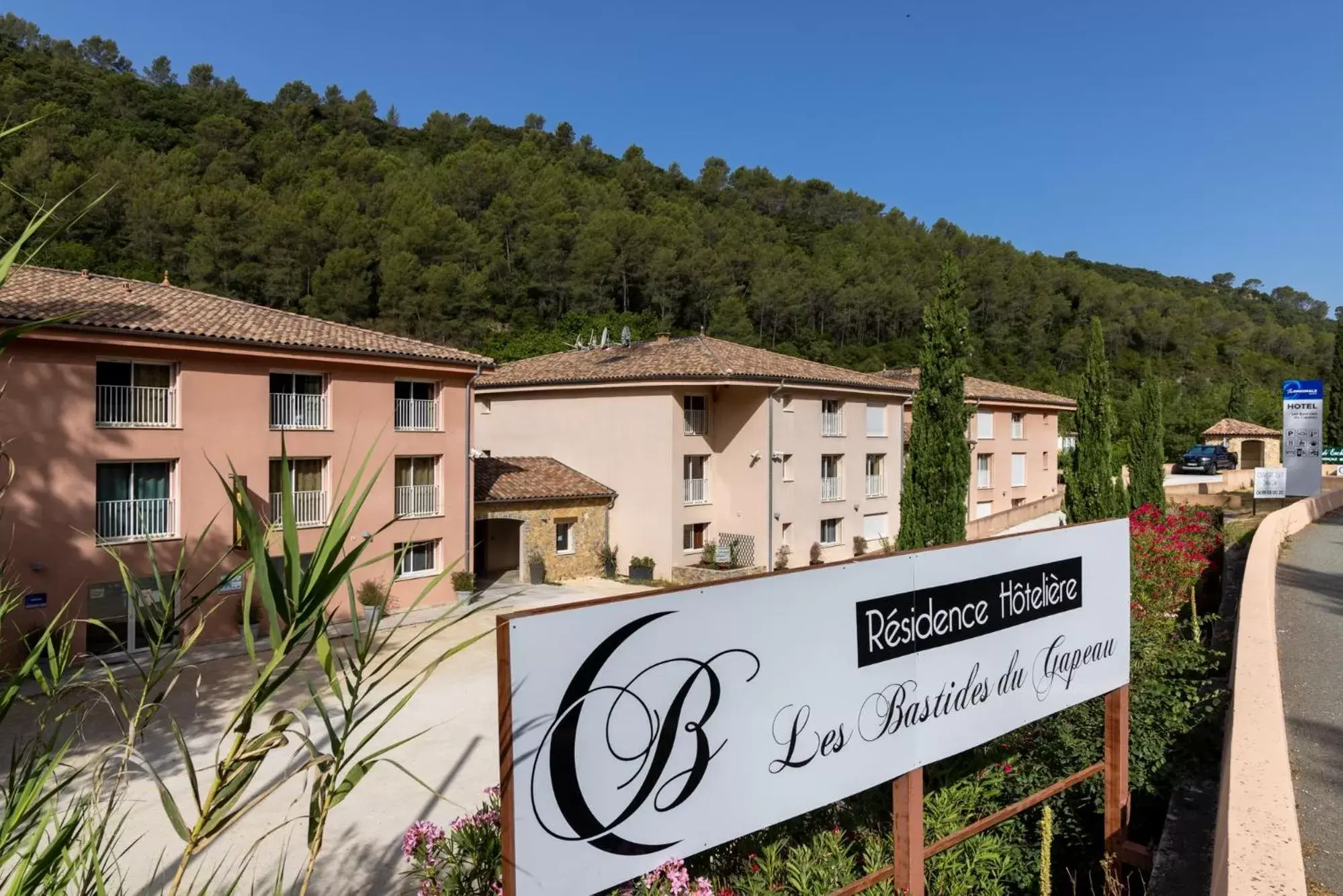 Property Building in The Originals City, Hôtel Les Bastides du Gapeau