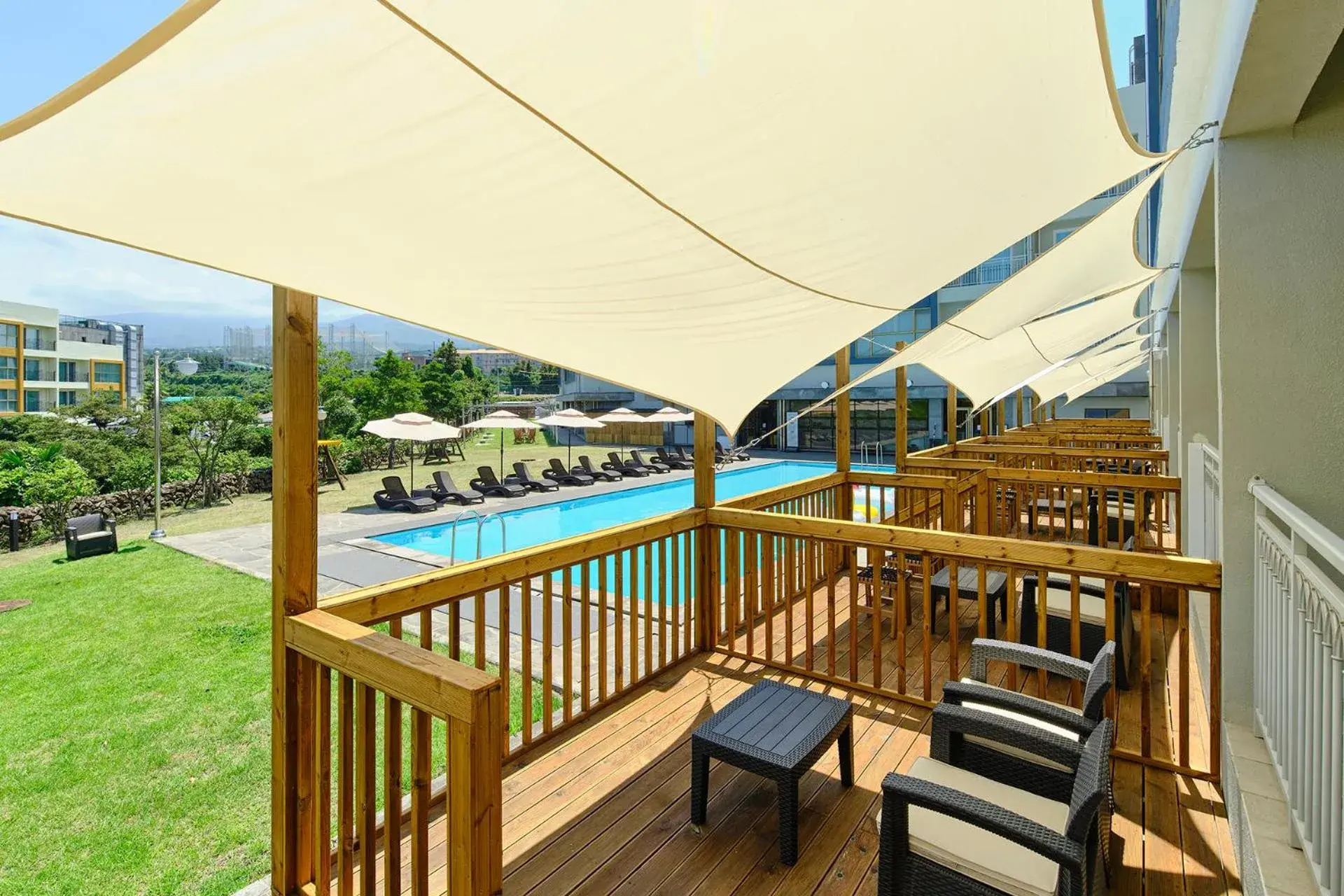 Property building, Pool View in JEJU Shangrila Hotel&Resort