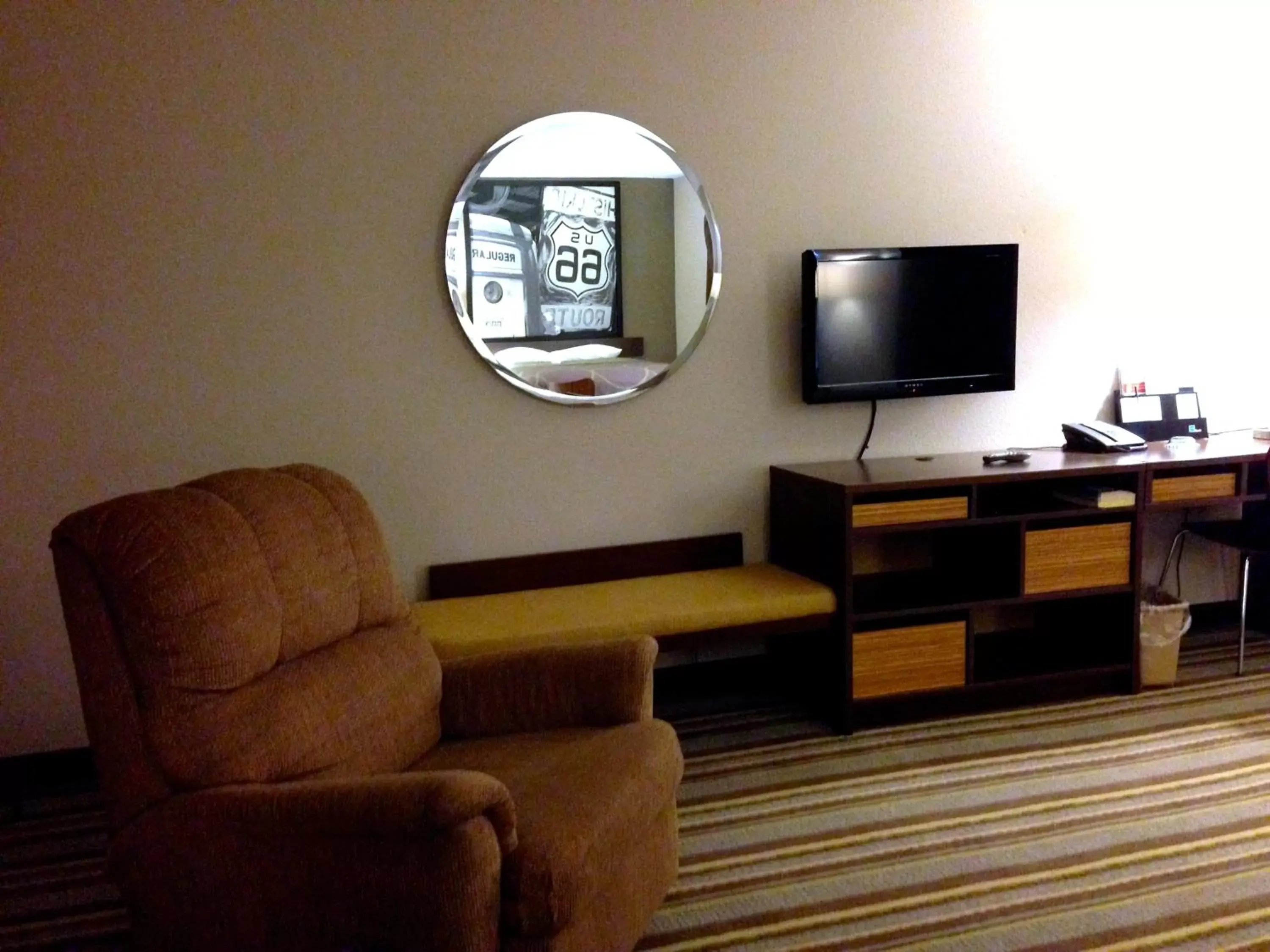 TV/Entertainment Center in Super 8 by Wyndham Stafford/Springfield Area