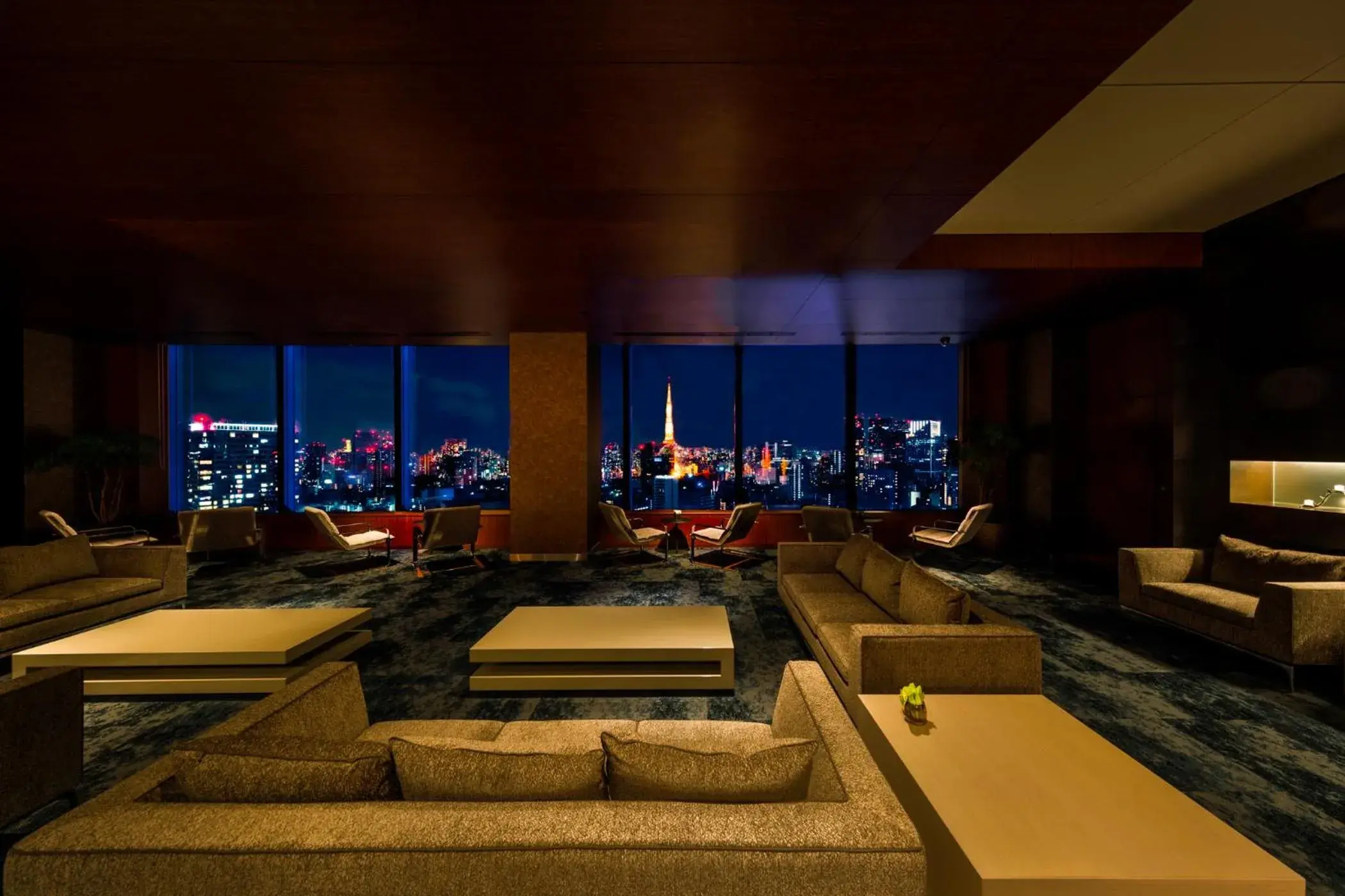 Lounge or bar in Park Hotel Tokyo