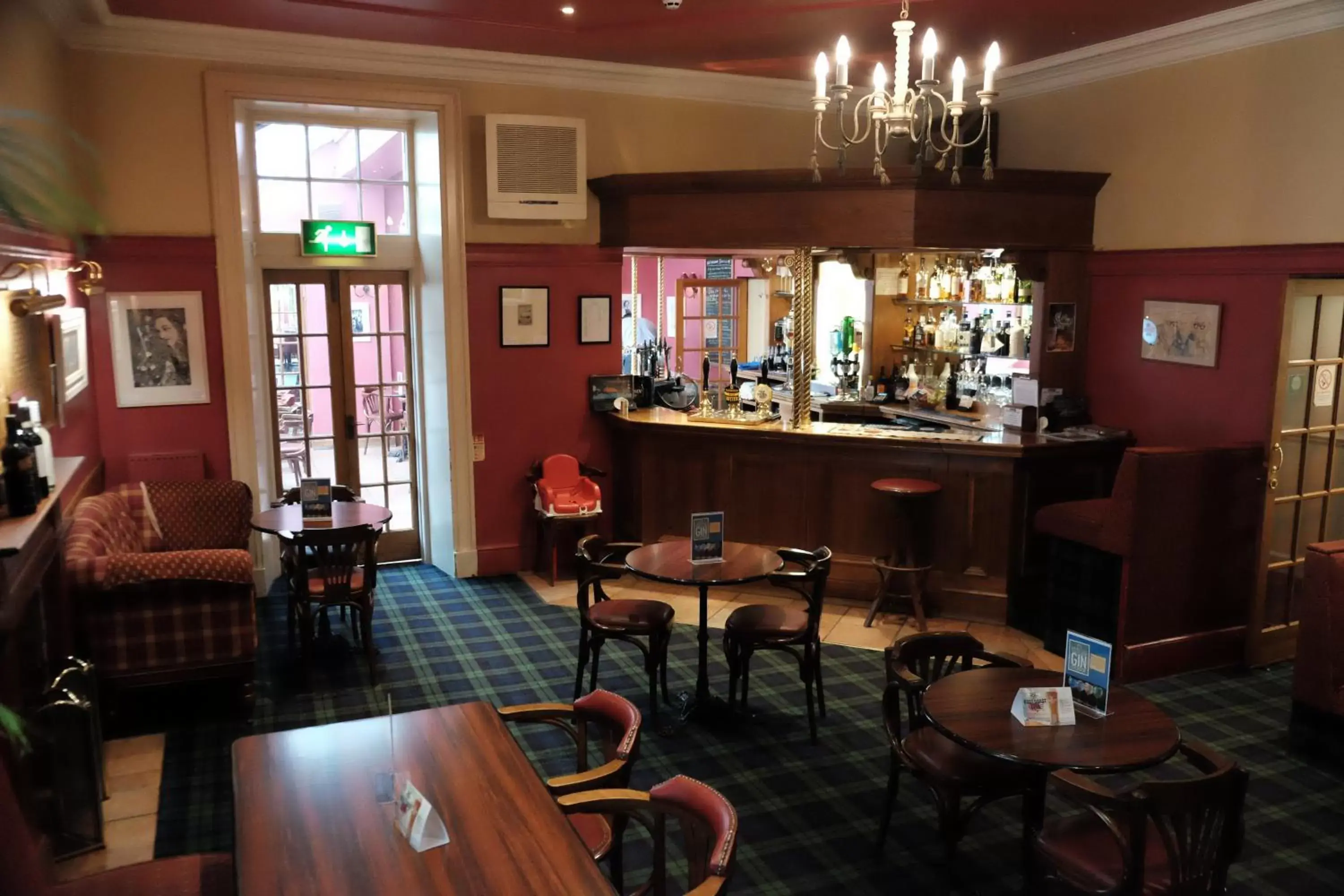 Lounge or bar, Lounge/Bar in Selkirk Arms Hotel