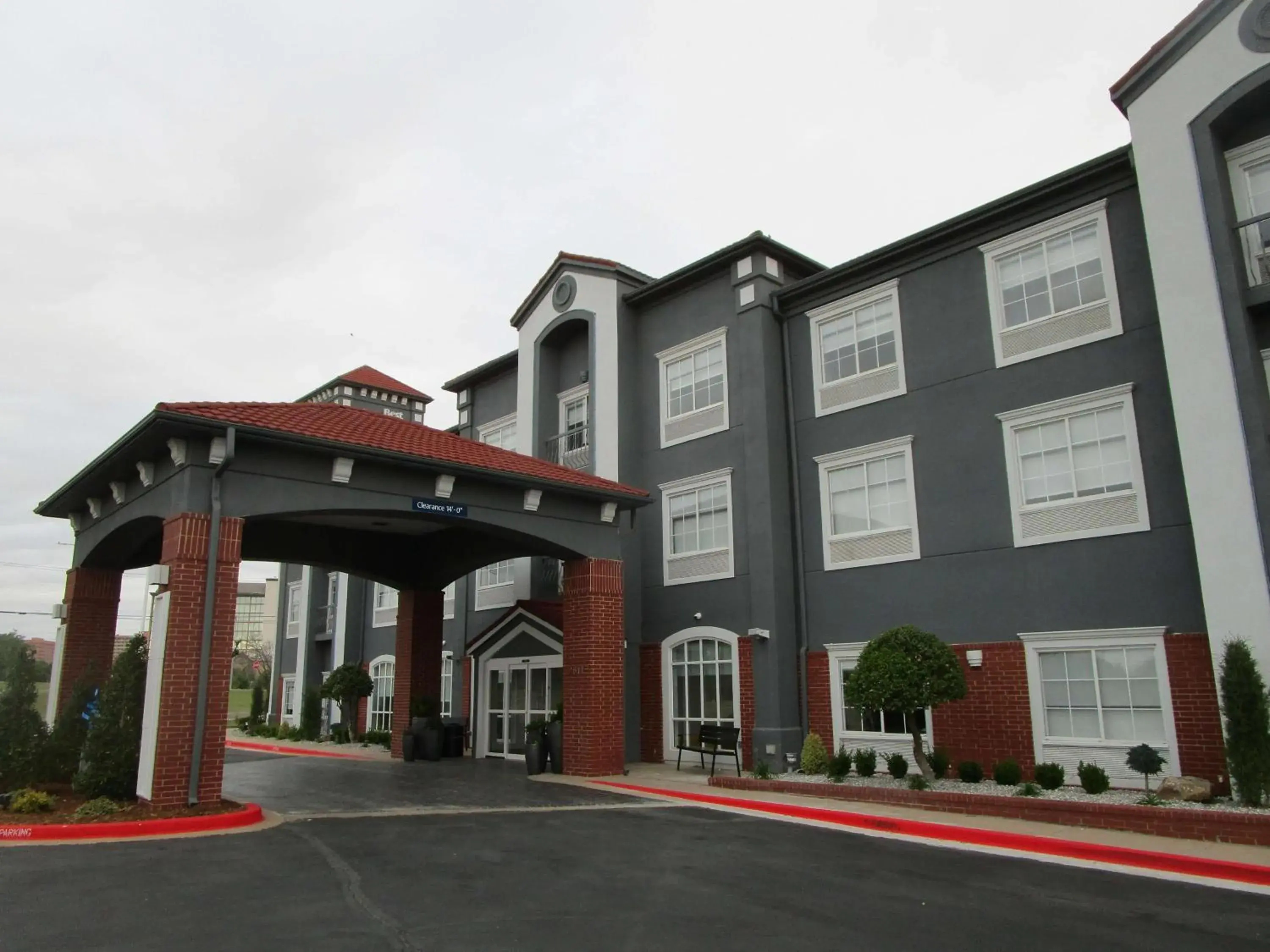 Property Building in Best Western Plus Oklahoma City Northwest Inn & Suites Property Building in Best Western Plus Oklahoma City Northwest Inn & Suites