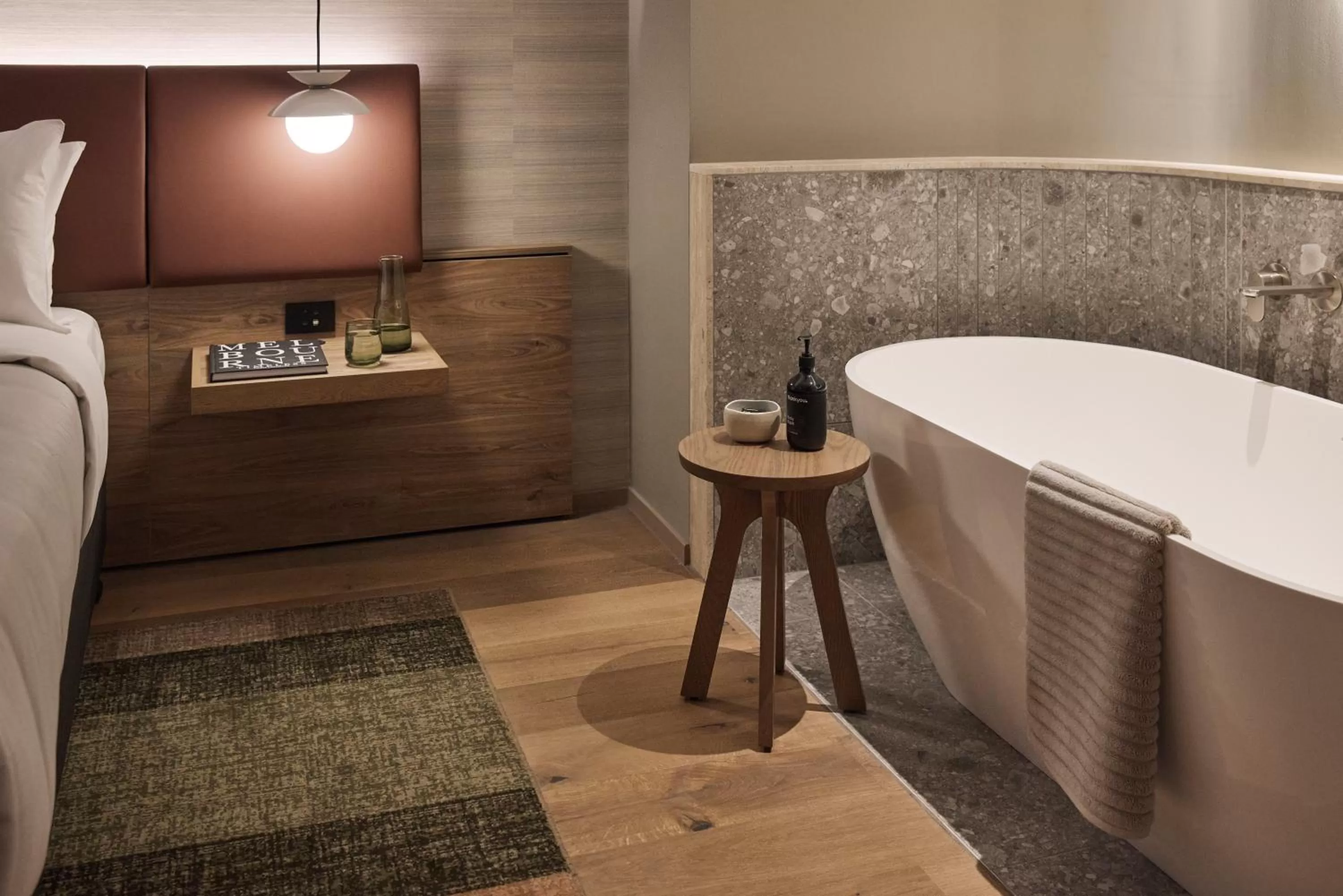 Bed in Rydges Melbourne