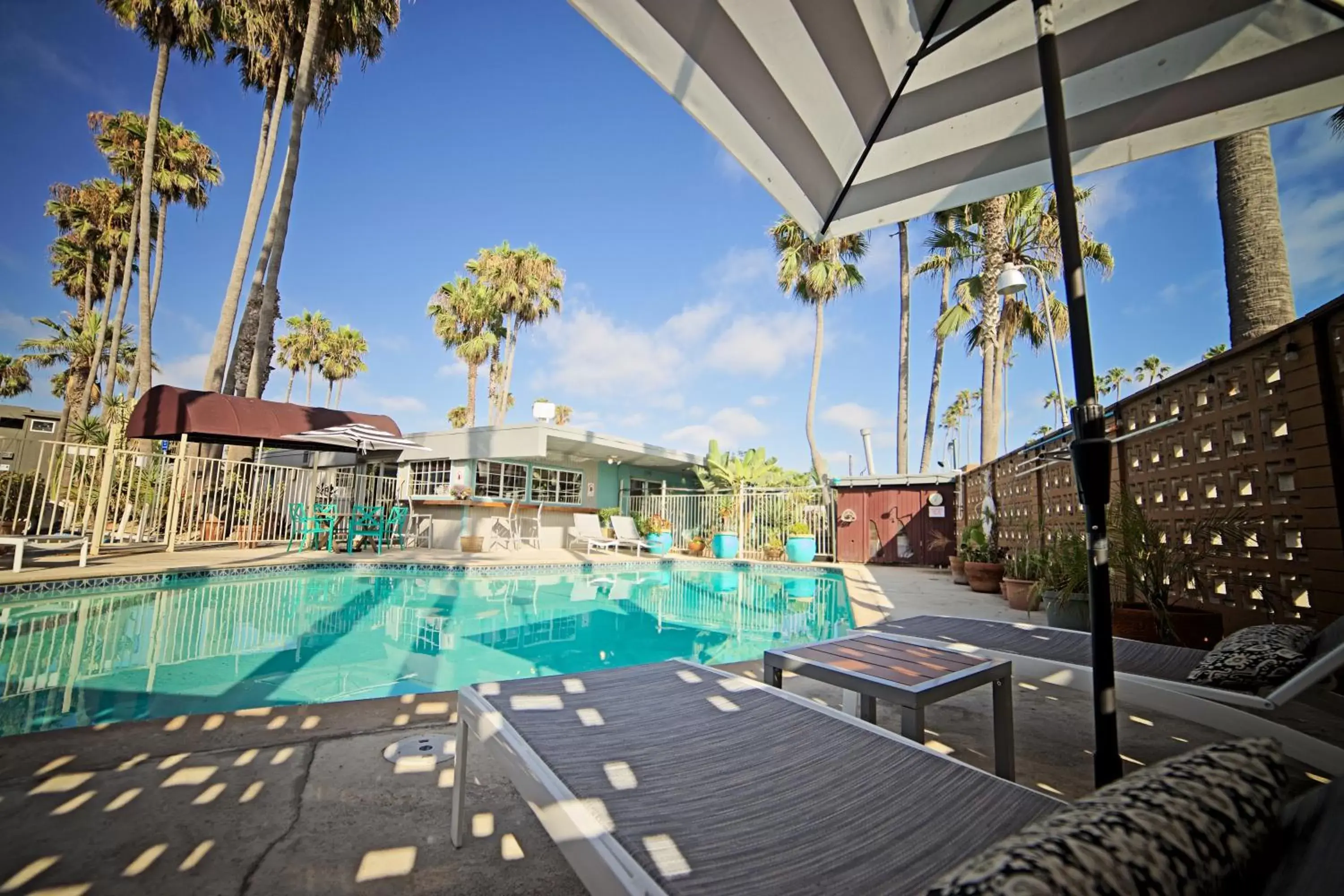 Swimming pool in Ocean Villa Inn