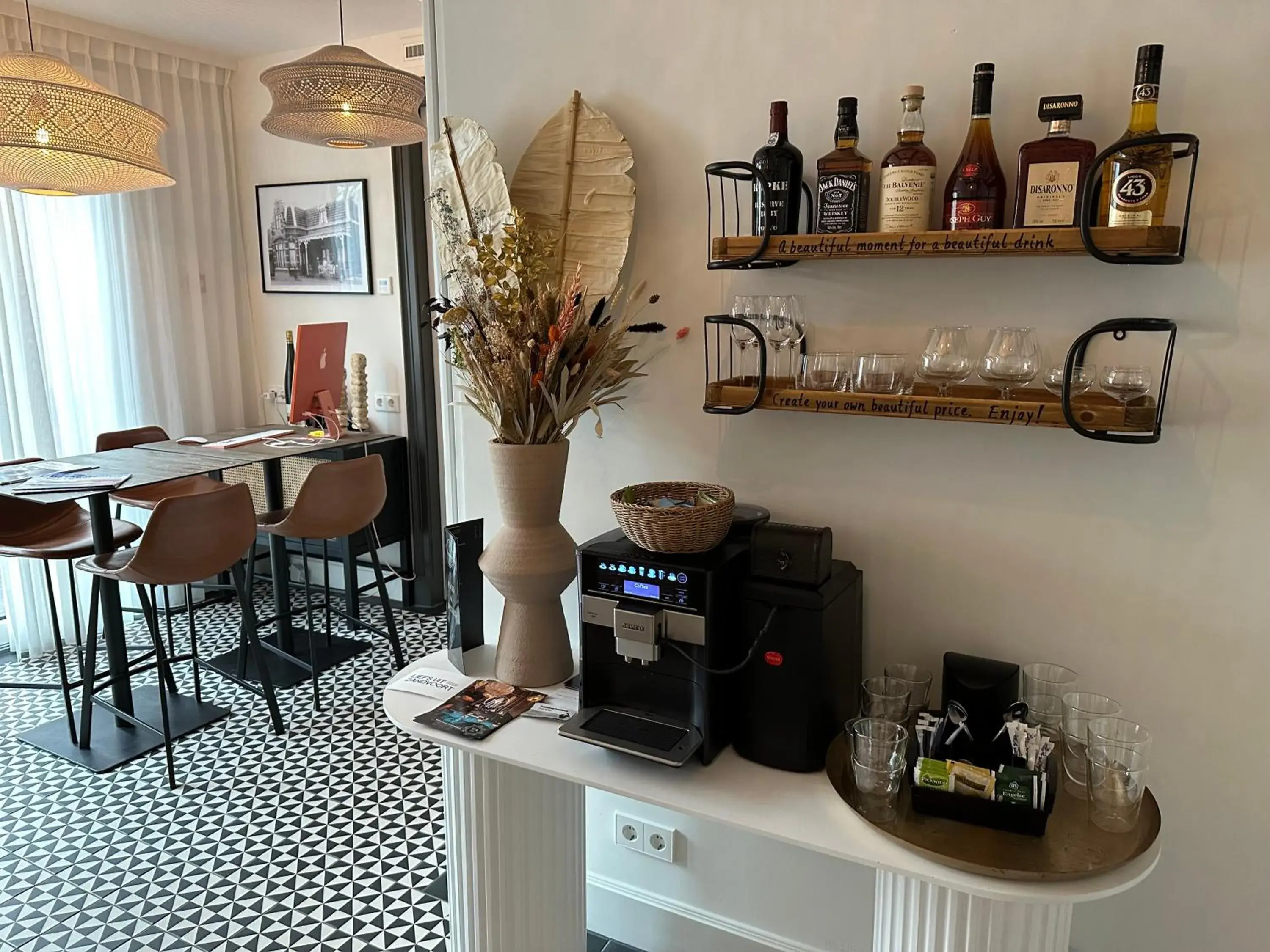 Lounge or bar in Boutique hotel Margretha