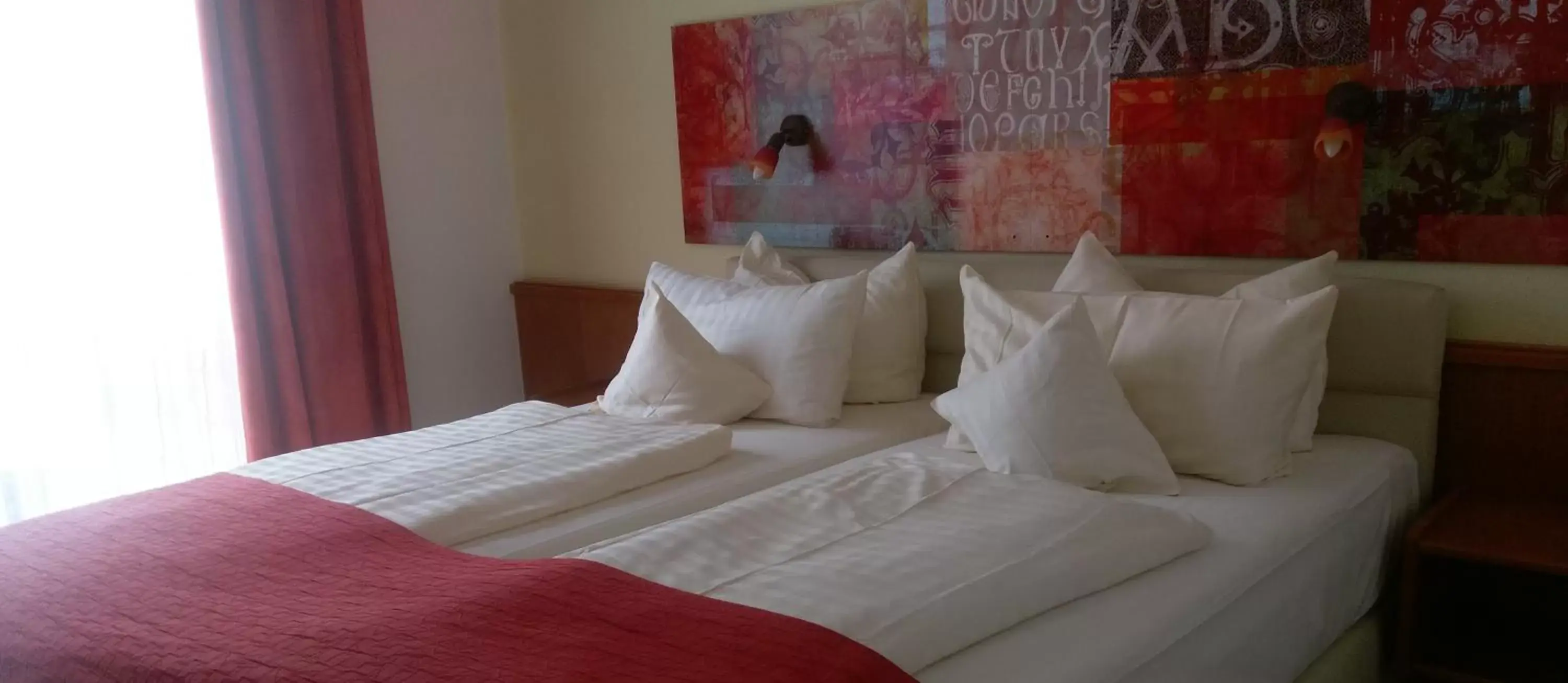 Bed in Arador-City Hotel