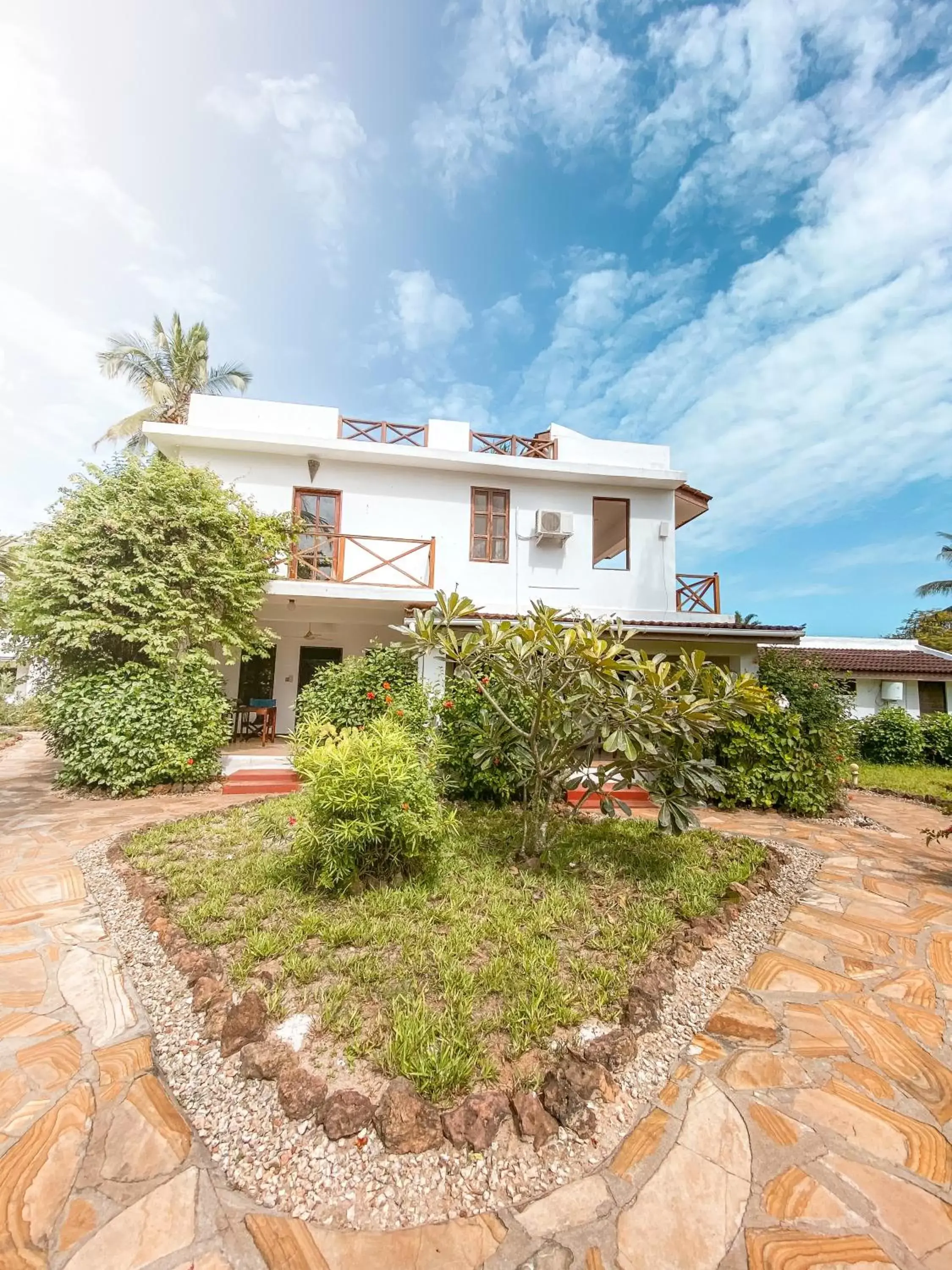 Property Building in Flame Tree Cottages