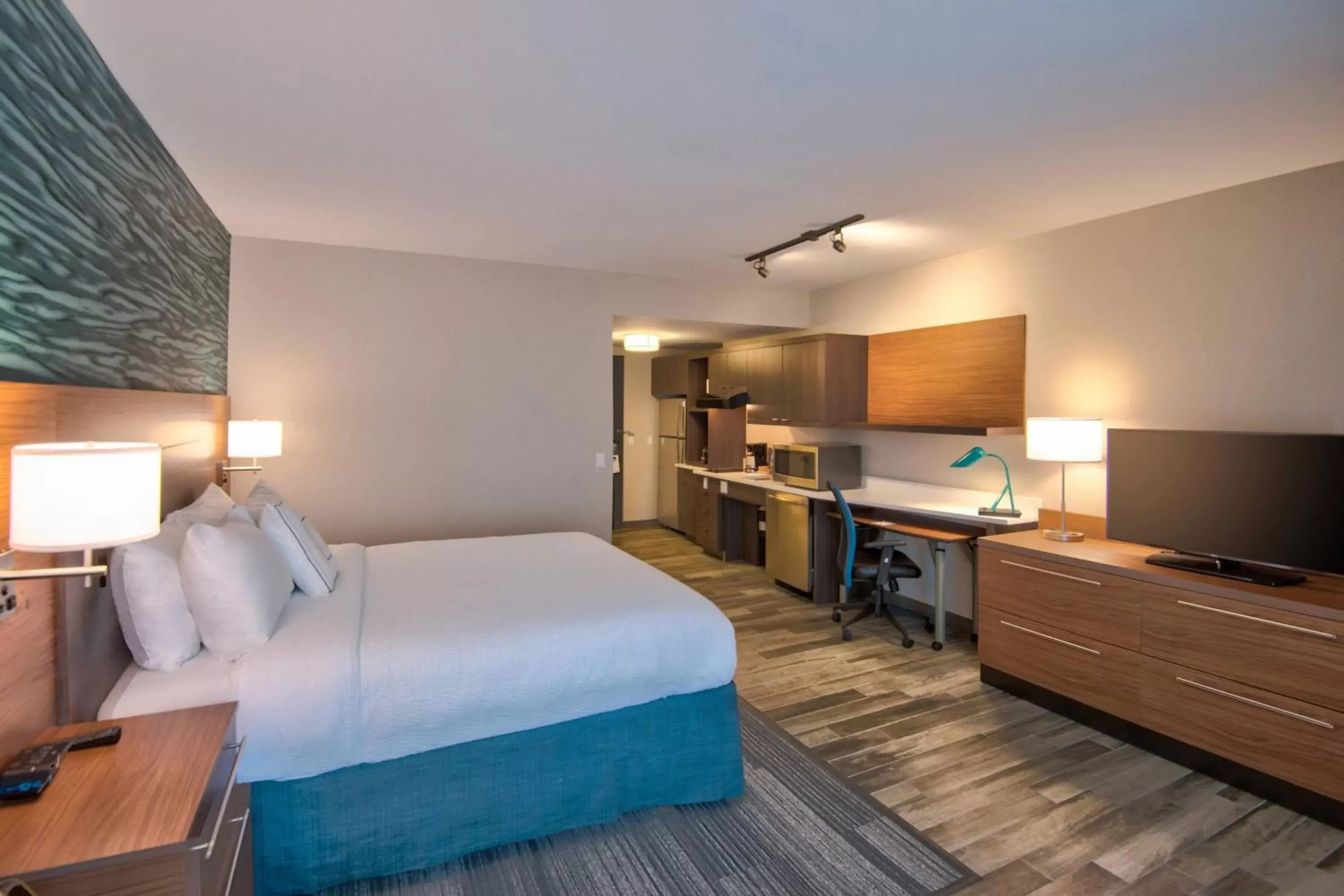 Photo of the whole room in TownePlace Suites by Marriott Miami Airport