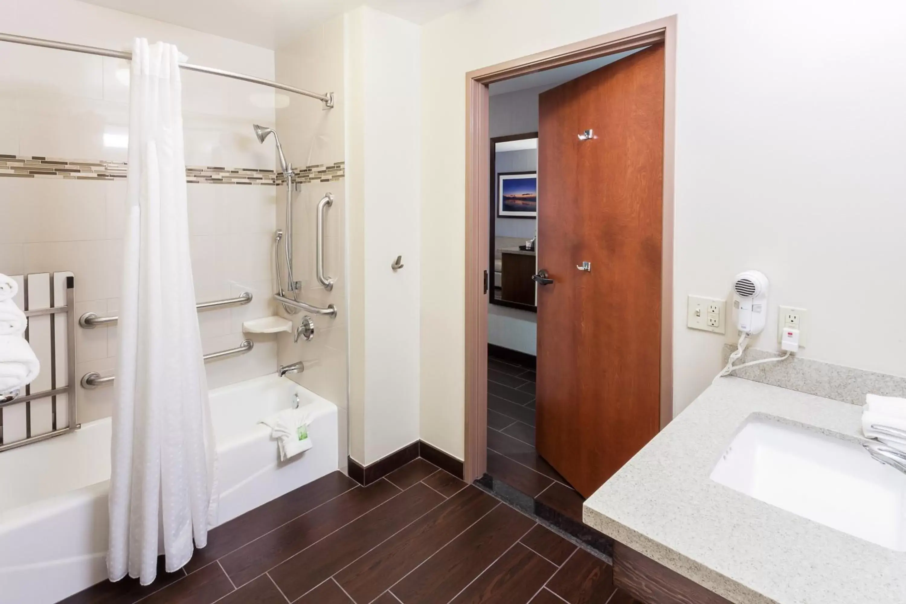 Bathroom in Holiday Inn Express & Suites Carpinteria, an IHG Hotel