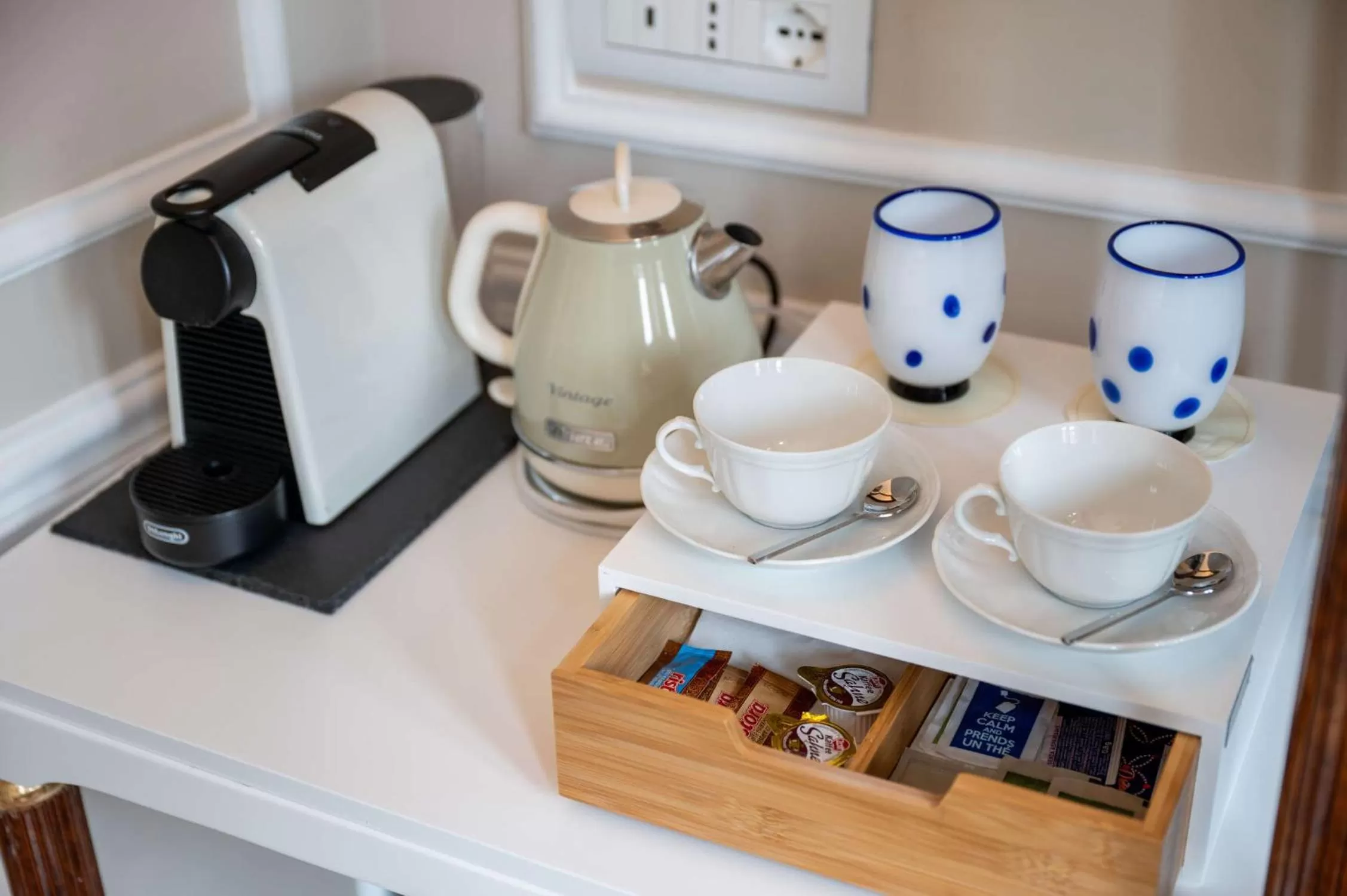 Coffee/tea facilities in Hotel Santo Stefano