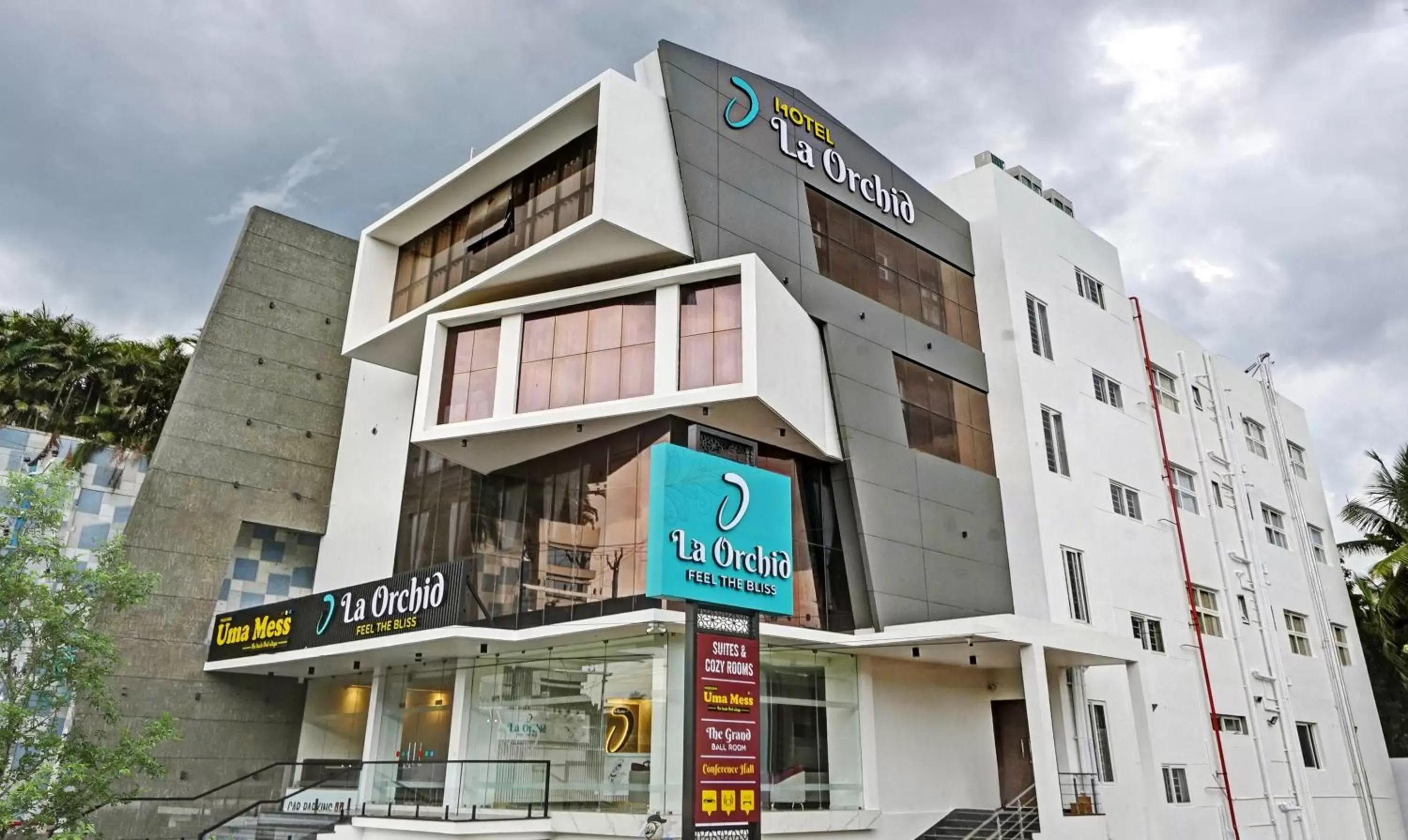 Property building in Treebo Premium La Orchid, Big Temple Property building in Treebo Premium La Orchid, Big Temple