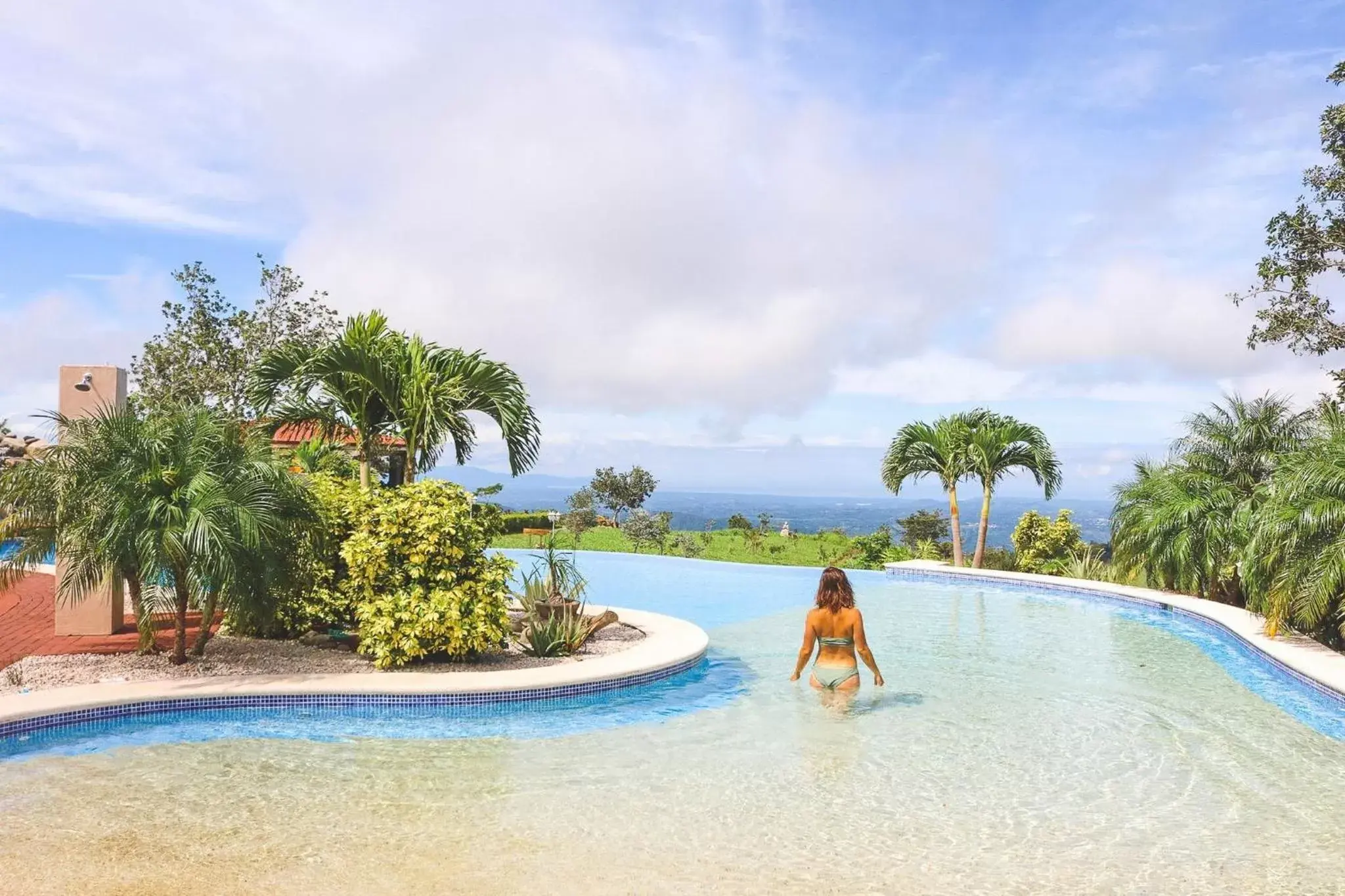 Mountain view, Swimming Pool in Vida Mountain Resort & Spa