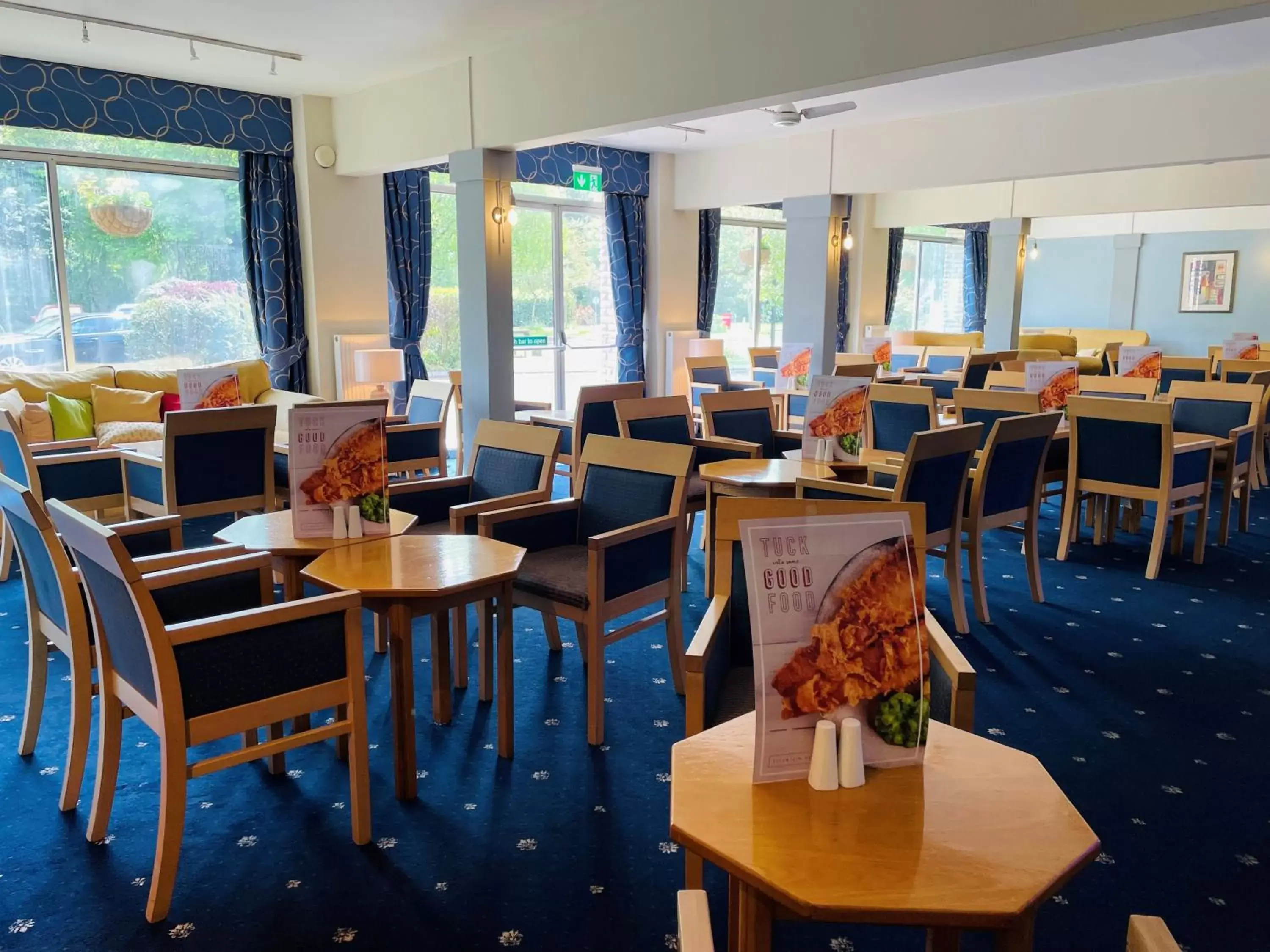 Restaurant/Places to Eat in Tiverton Hotel Lounge & Venue formally Best Western