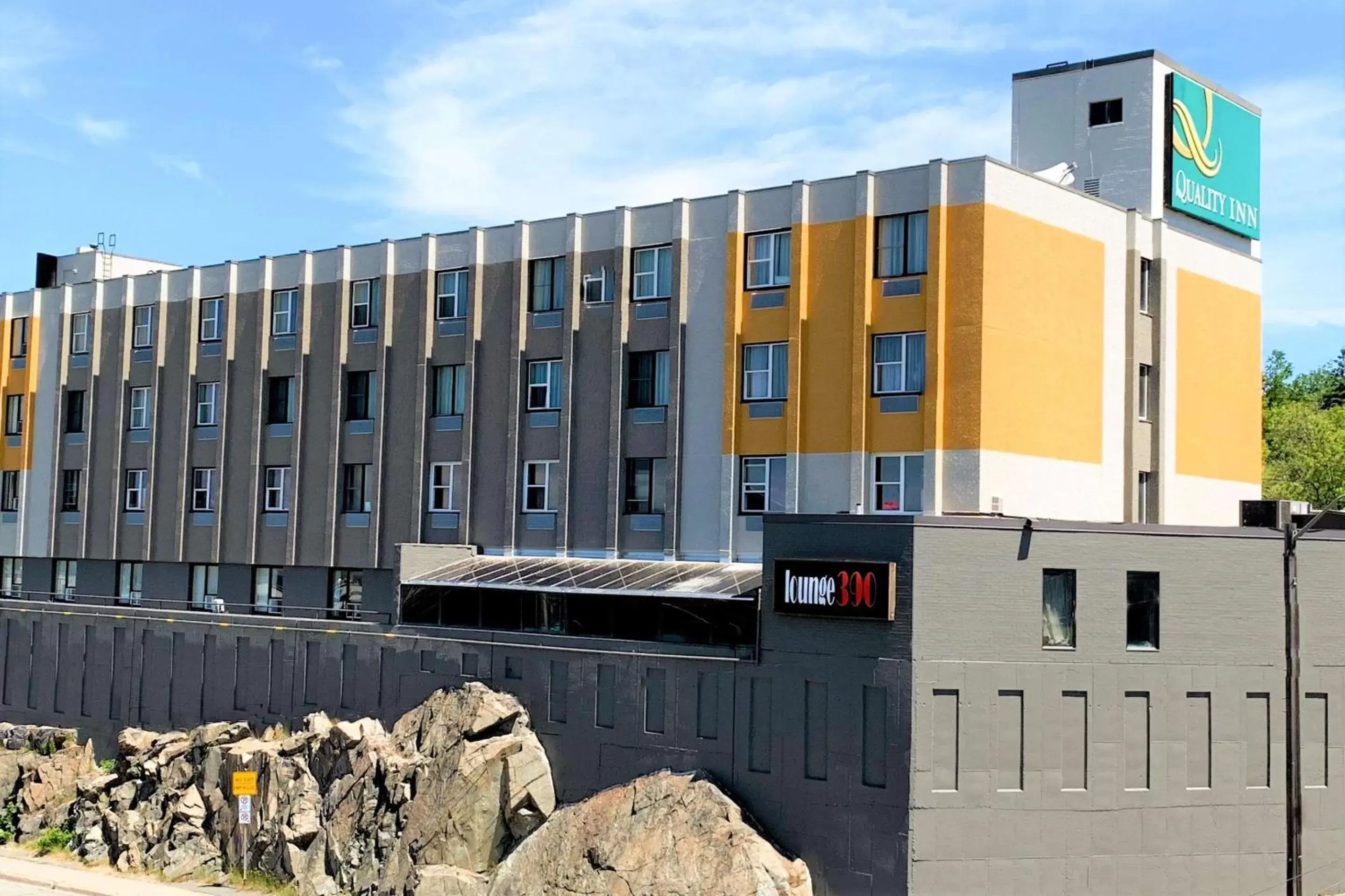 Property Building in Quality Inn & Conference Centre Downtown Sudbury