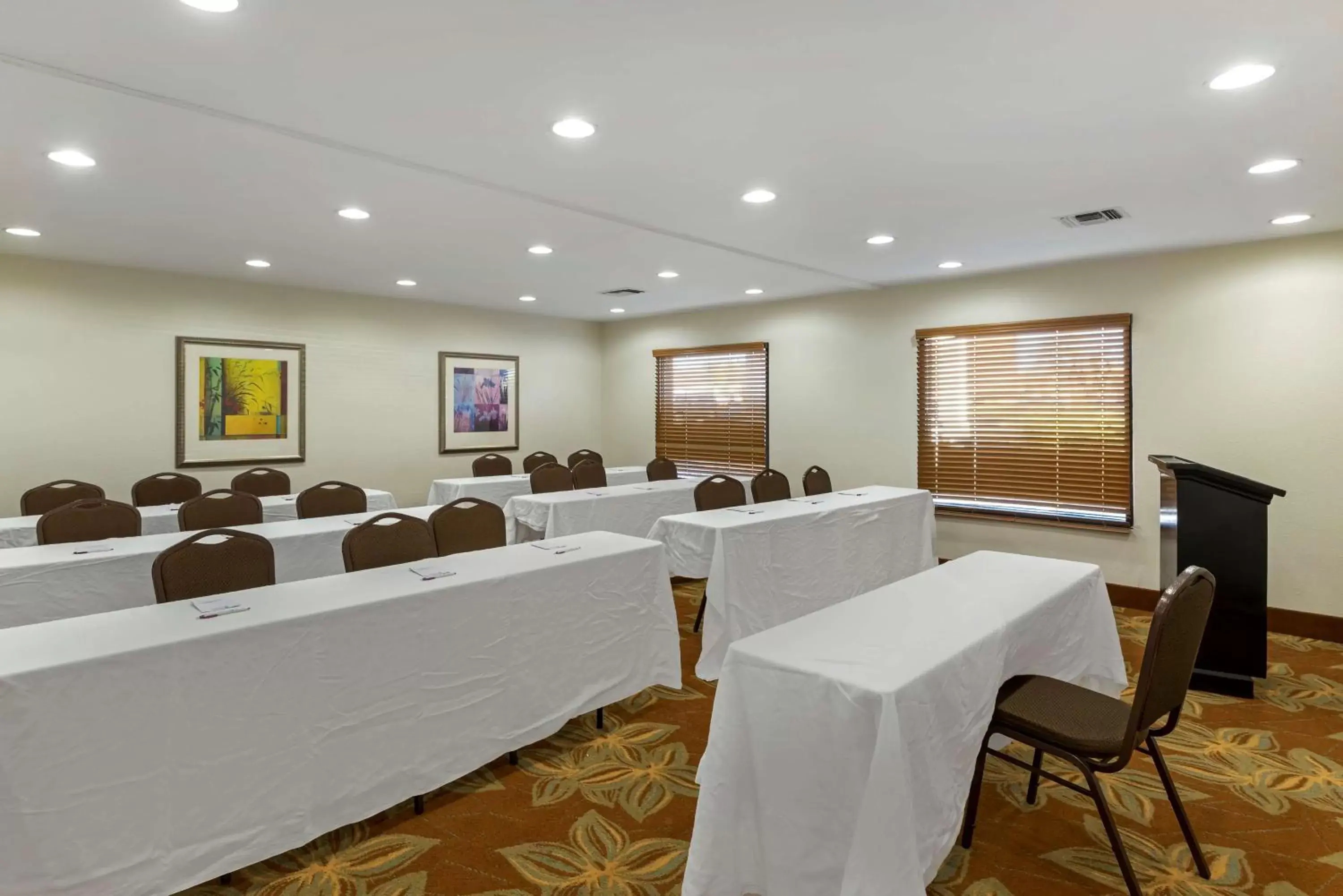 Meeting/conference room in Best Western PLUS Executive Hotel Richmond