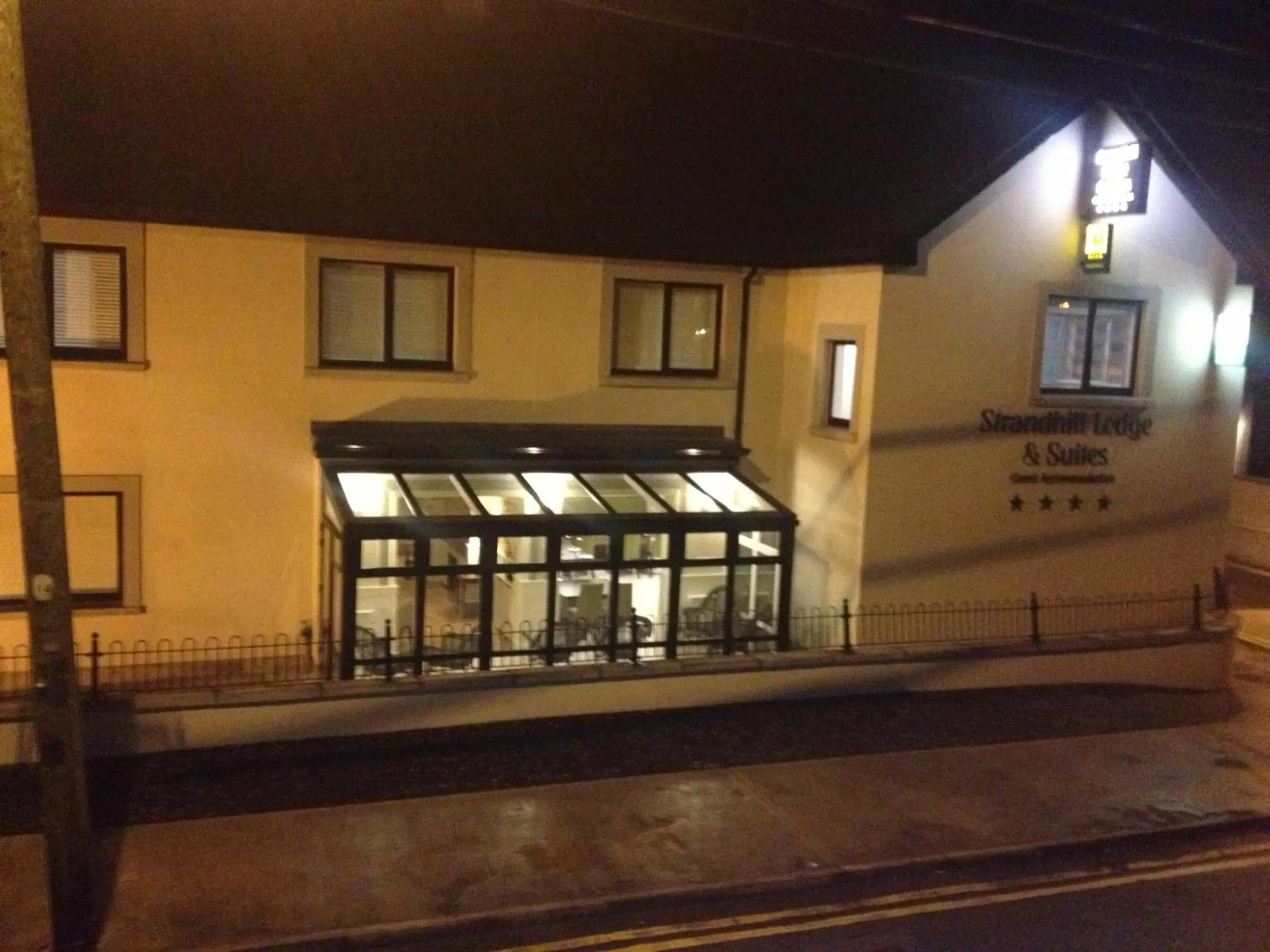 Night, Property Building in Strandhill Lodge and Suites