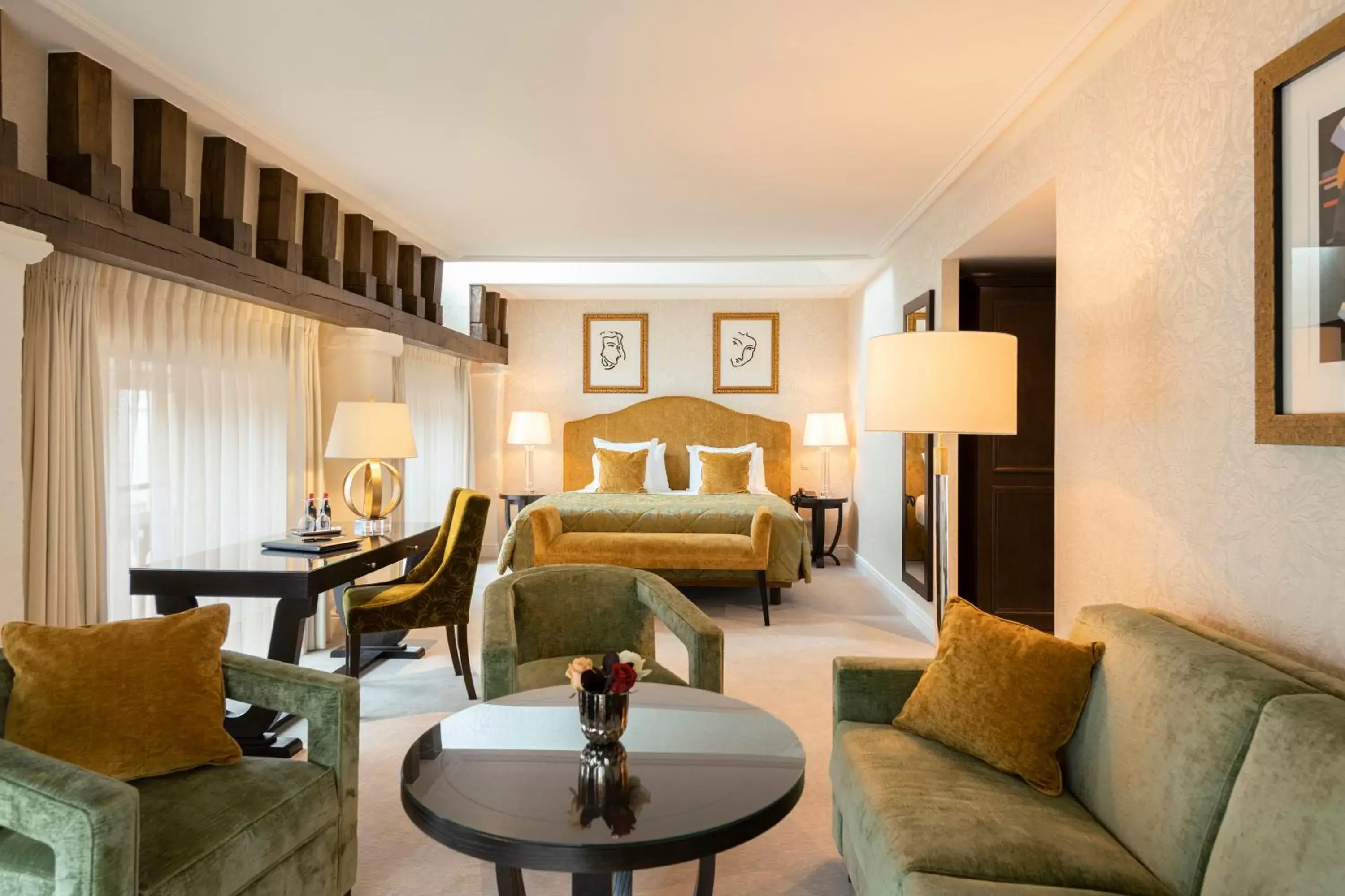 Bedroom, Seating Area in Grand Hotel Casselbergh Brugge