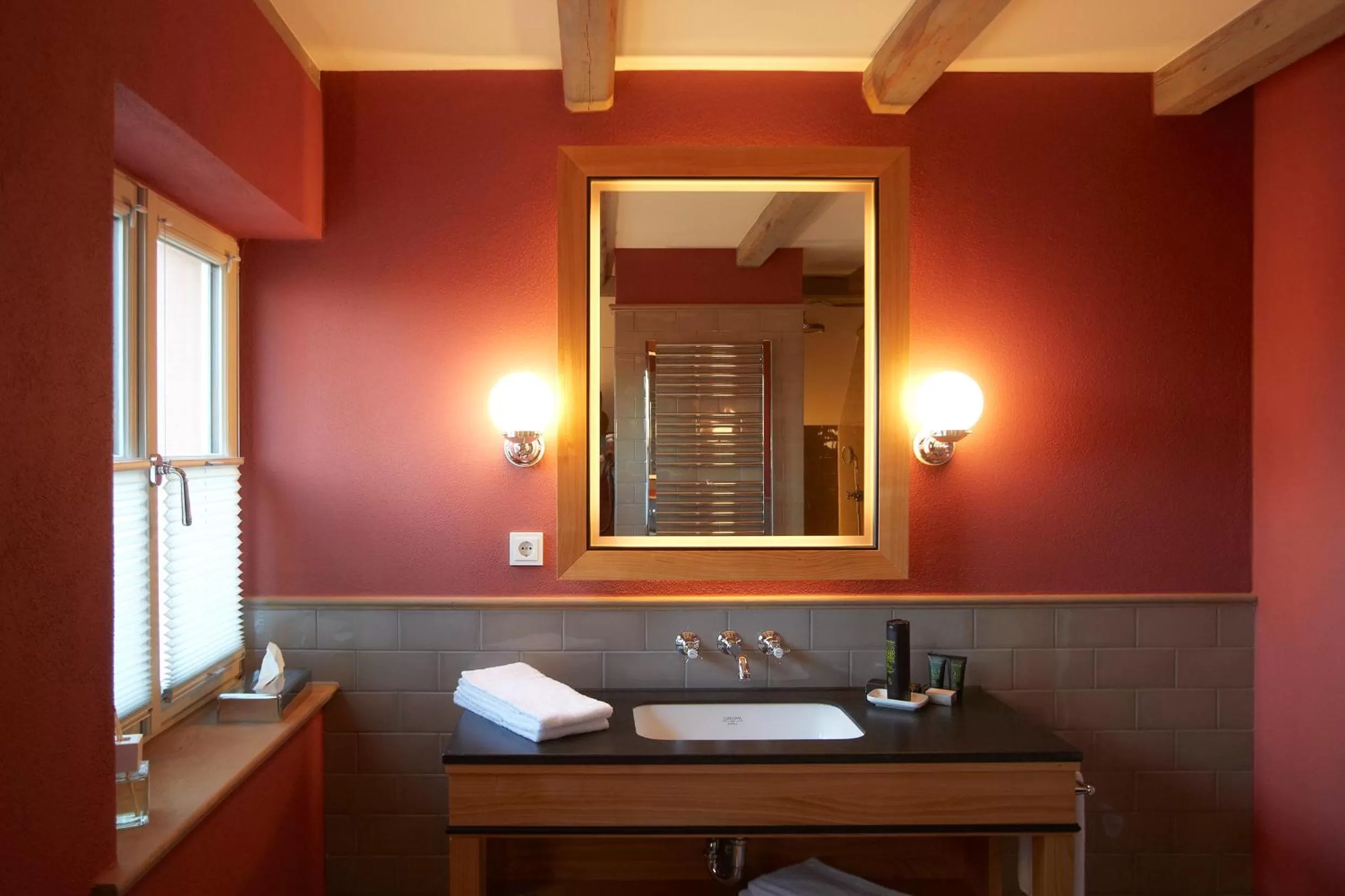 Bathroom in Auberge de Temple
