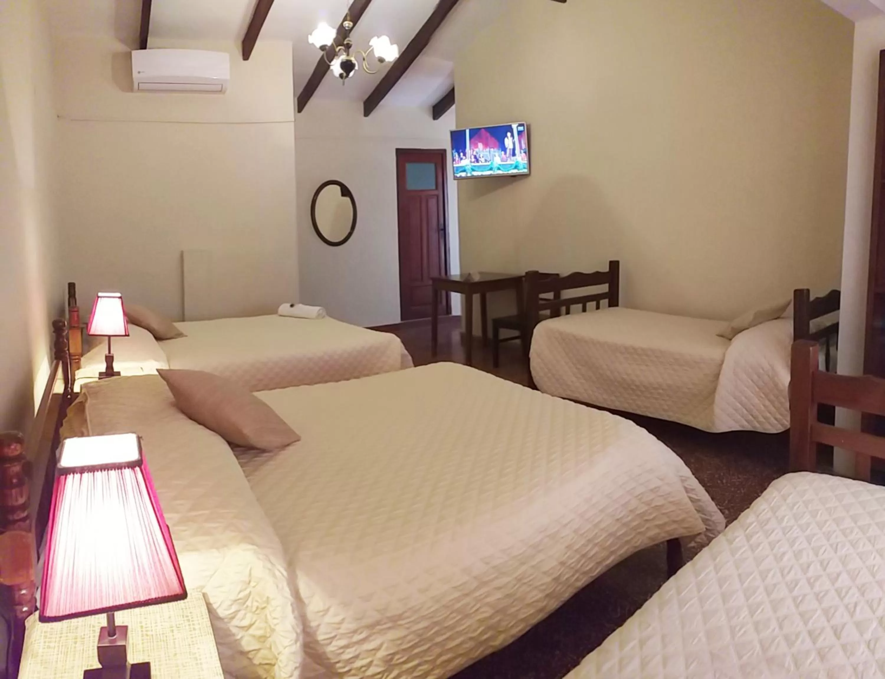 Family Room with Private Bathroom - single occupancy in Hotel Carmen