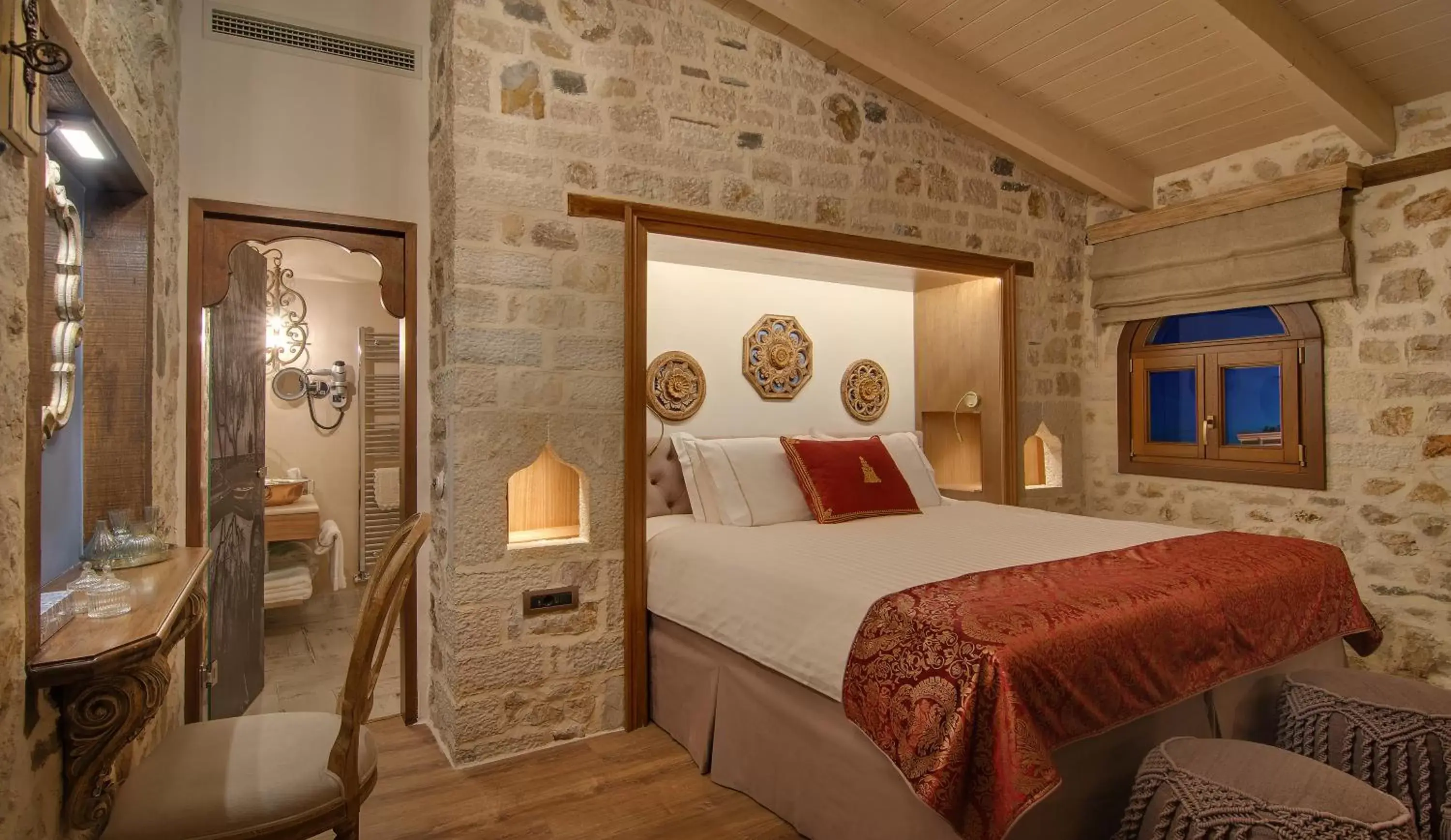 Bed in KAMARES Historic Boutique Hotel & Spa