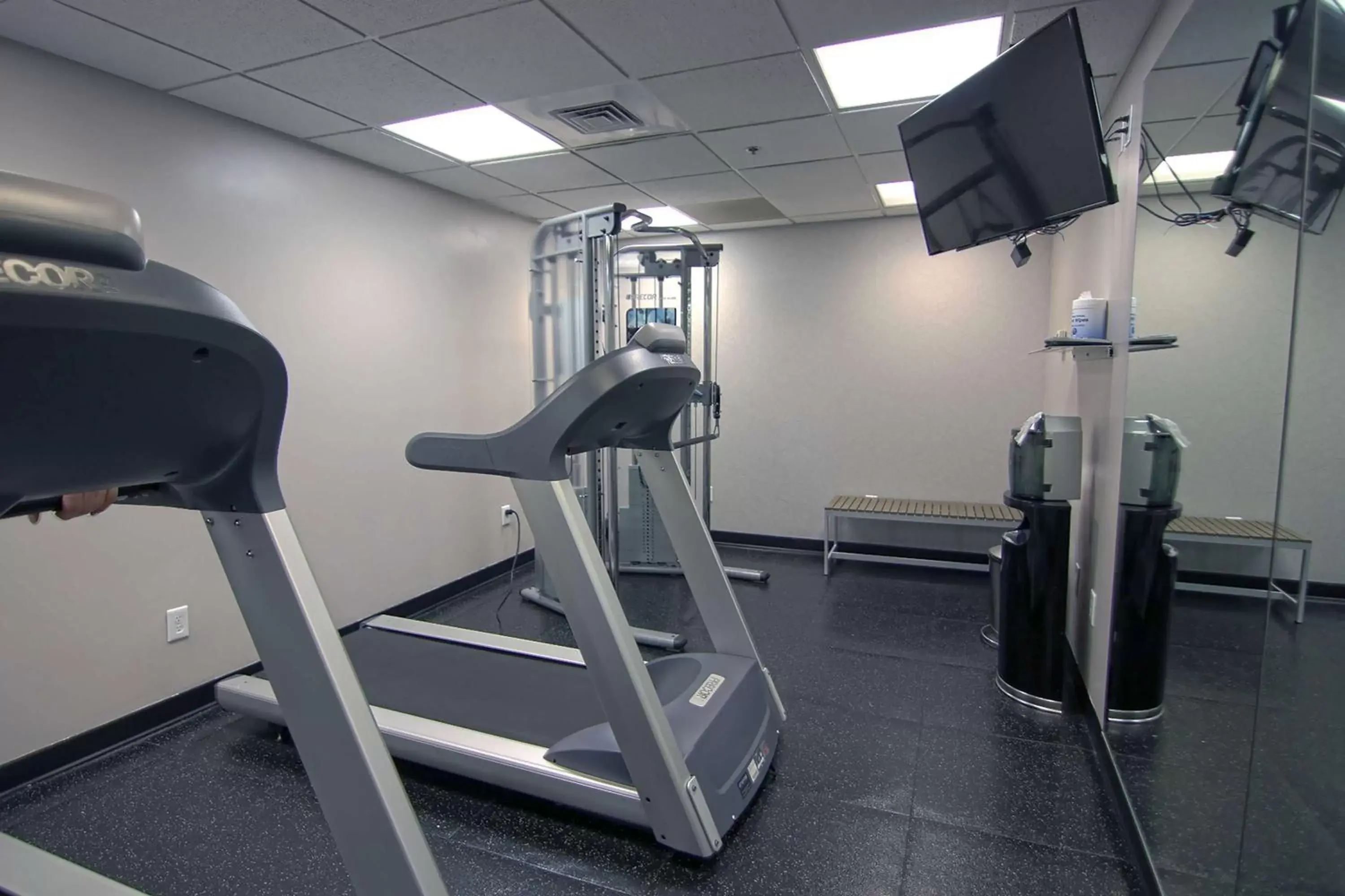 Activities, Fitness Center/Facilities in Country Inn & Suites by Radisson, Annapolis, MD
