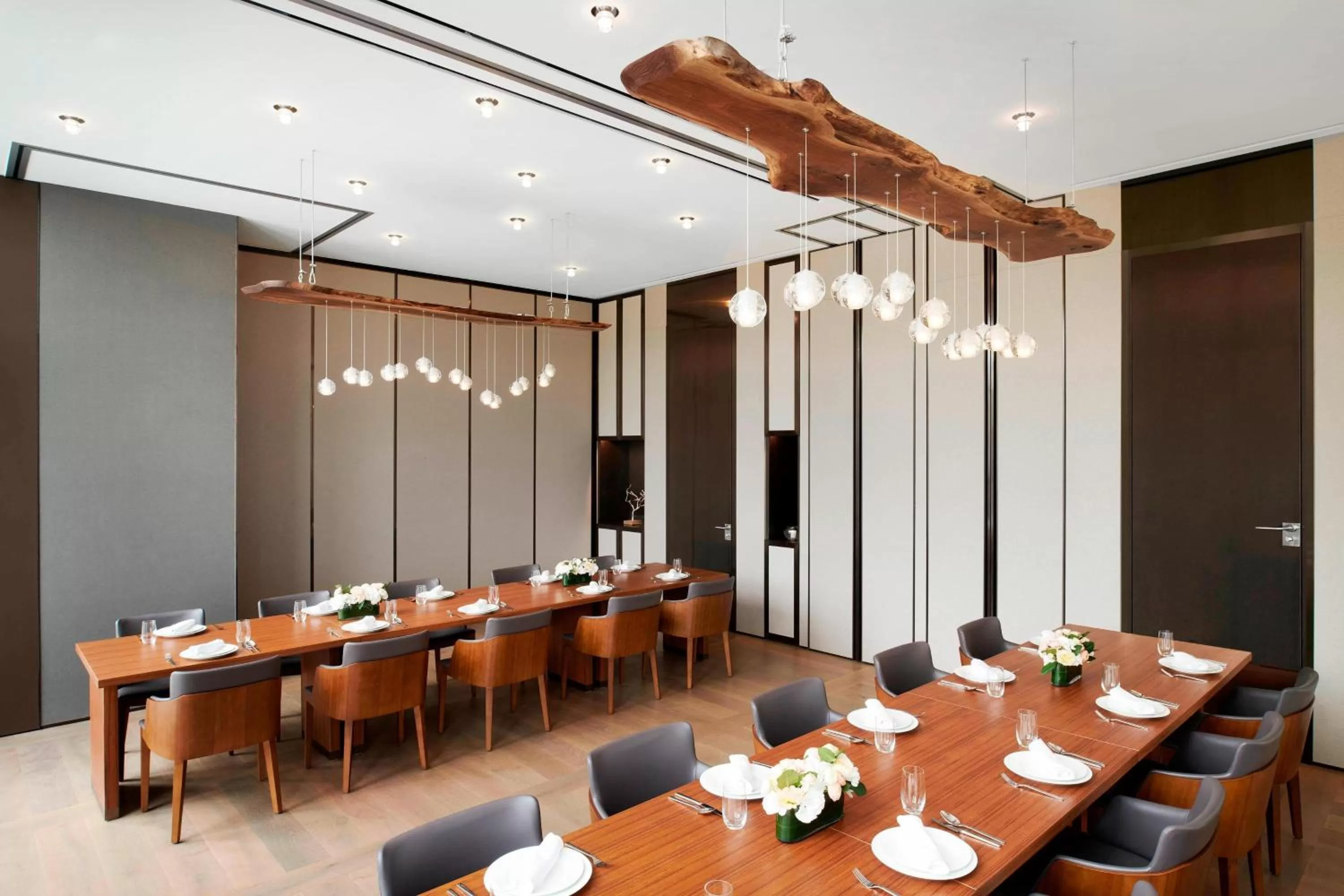 Kitchen or kitchenette in Courtyard by Marriott Seoul Botanic Park