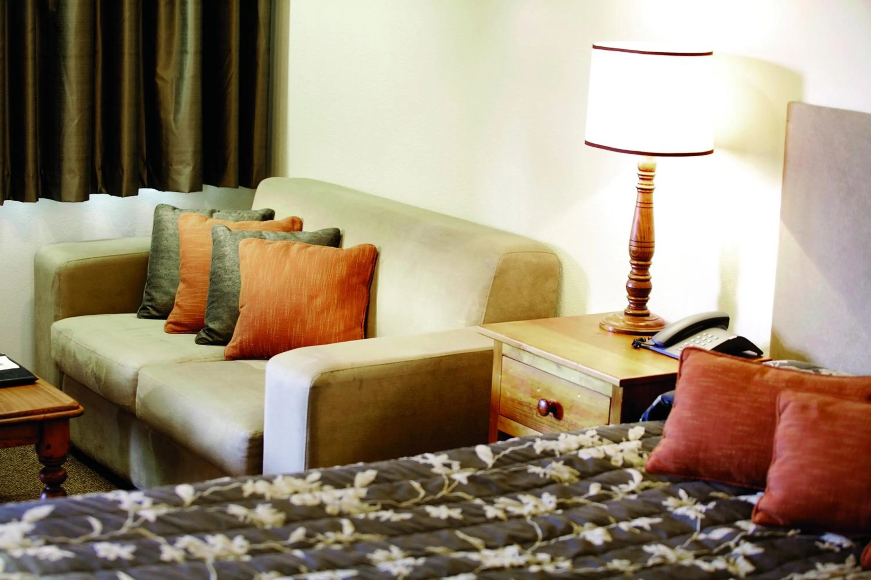 Living room in Hotel Bruce County