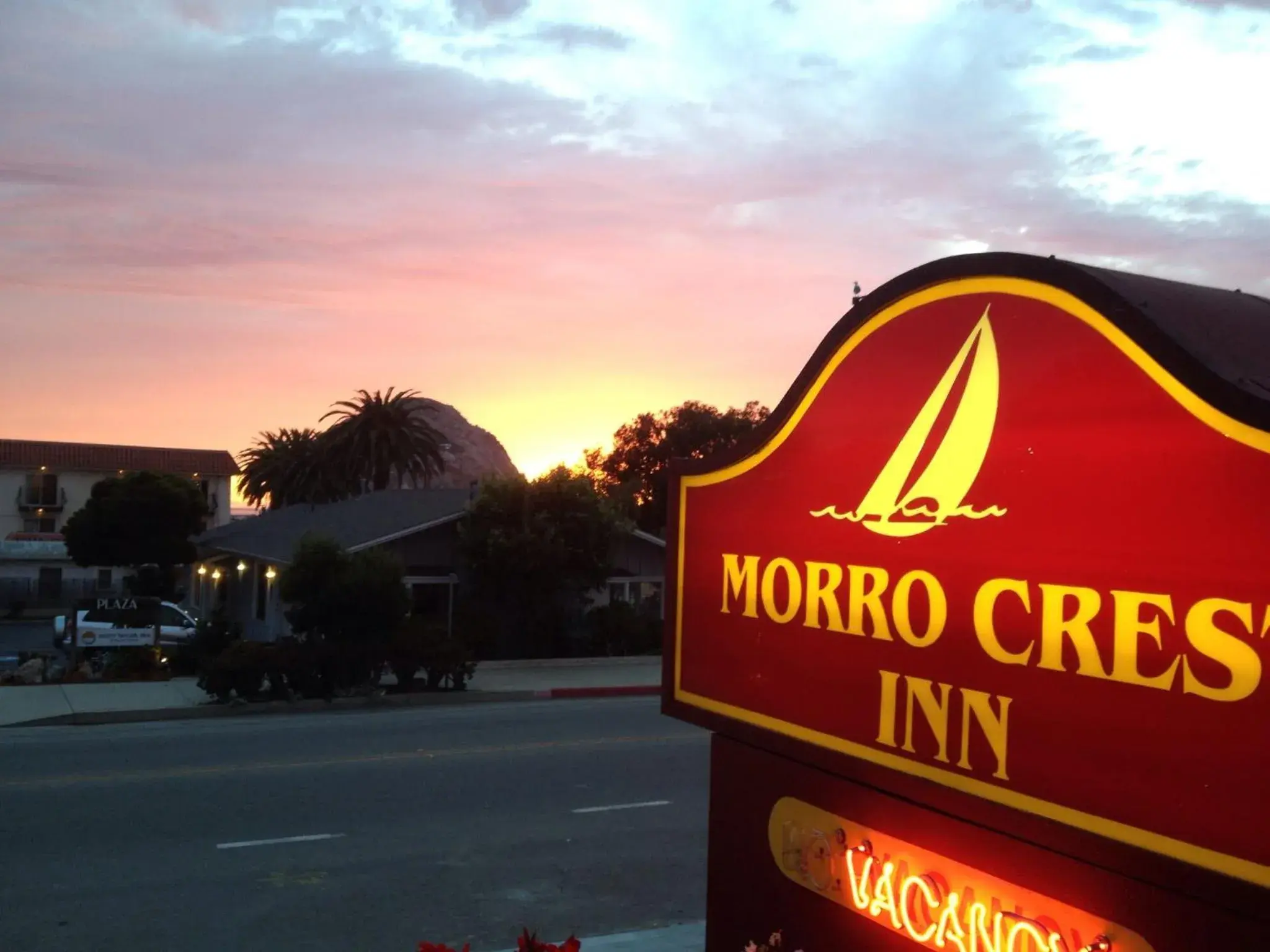 Property logo or sign, Property Building in Morro Crest Inn