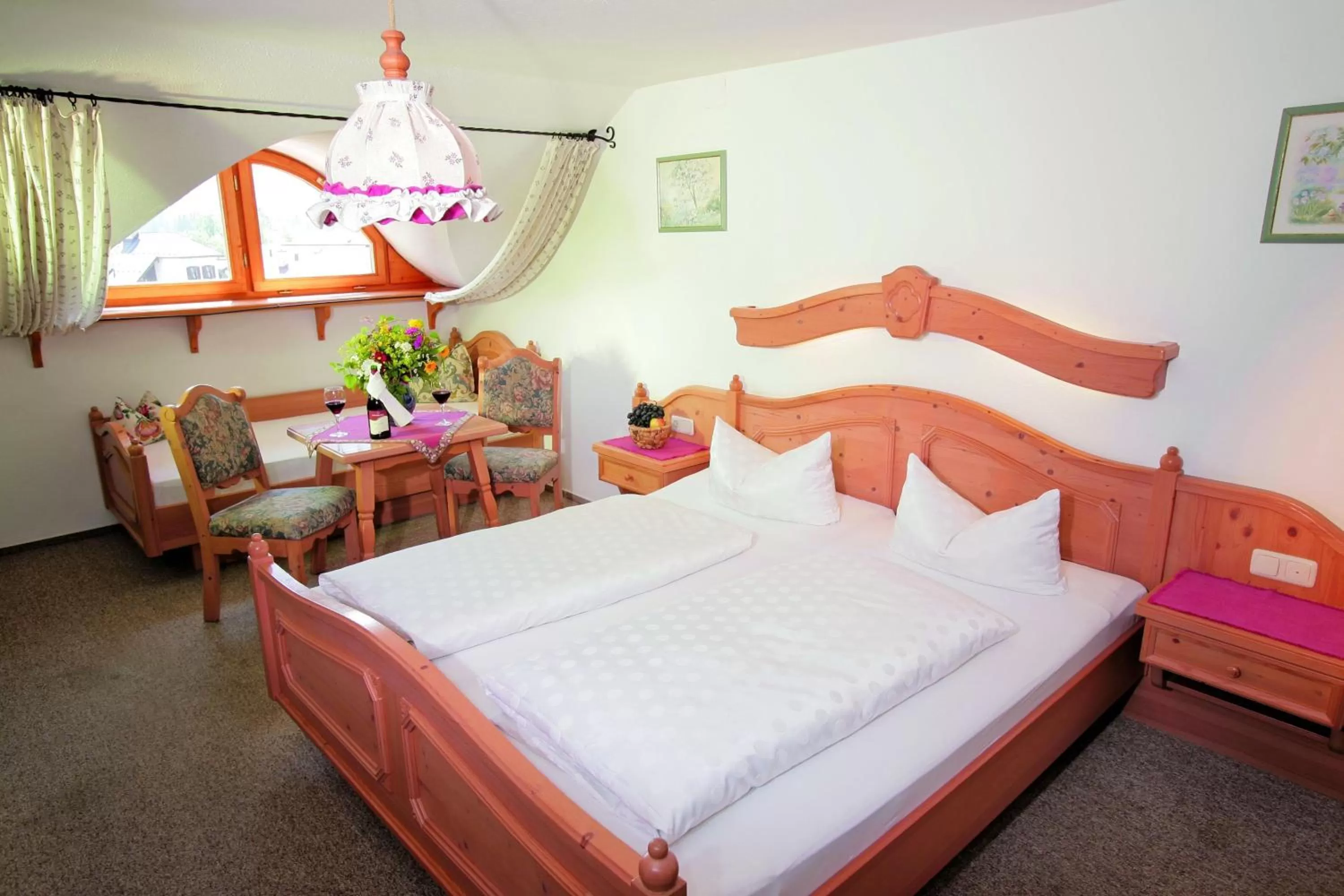 Photo of the whole room, Bed in Theresenhof