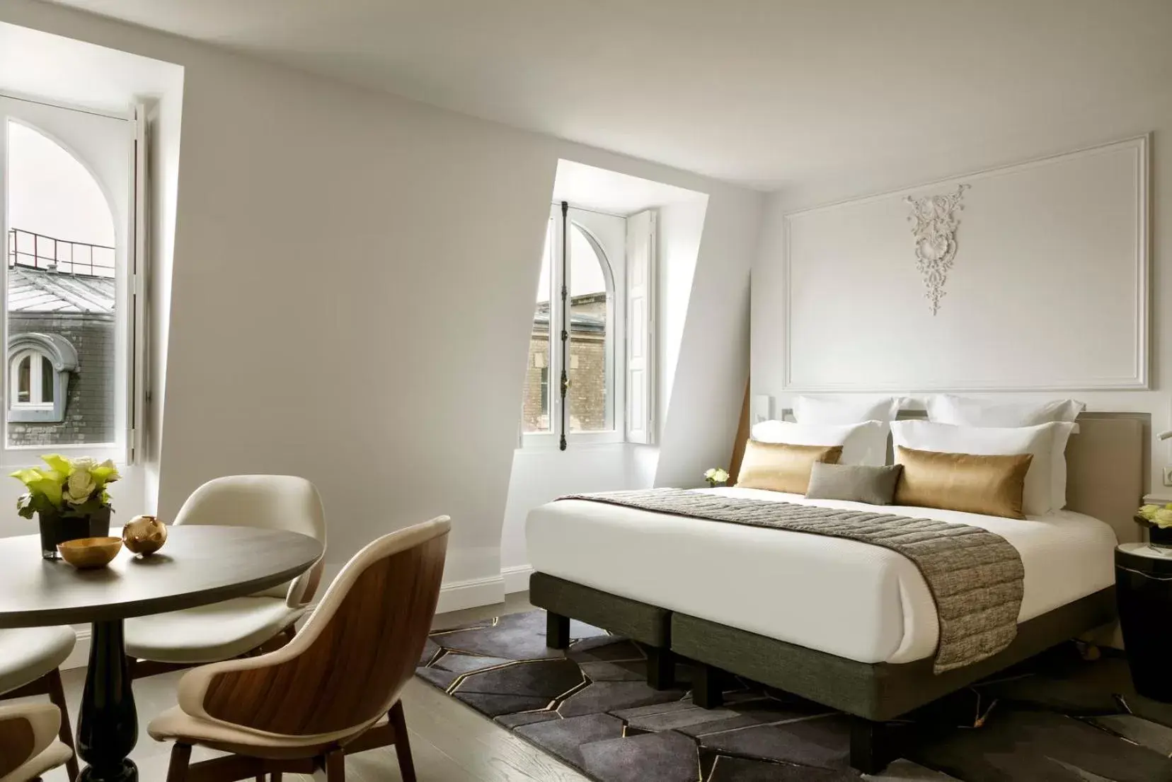Bedroom, Bed in La Clef Champs-Élysées Paris by The Crest Collection